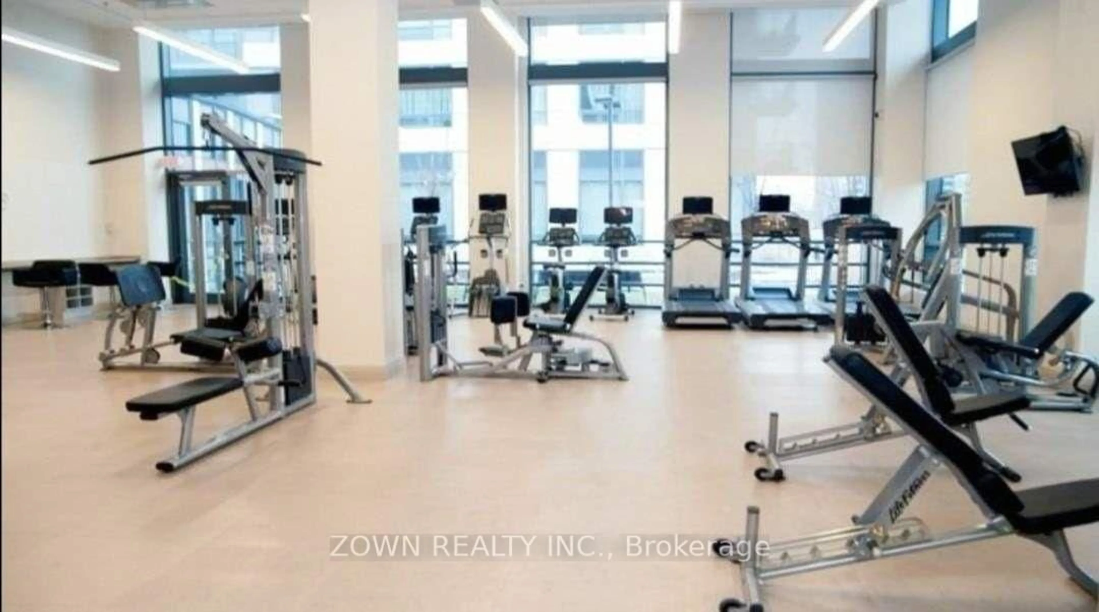 Gym or fitness room for 185 Bonis Ave #404, Toronto Ontario M1T 0A4
