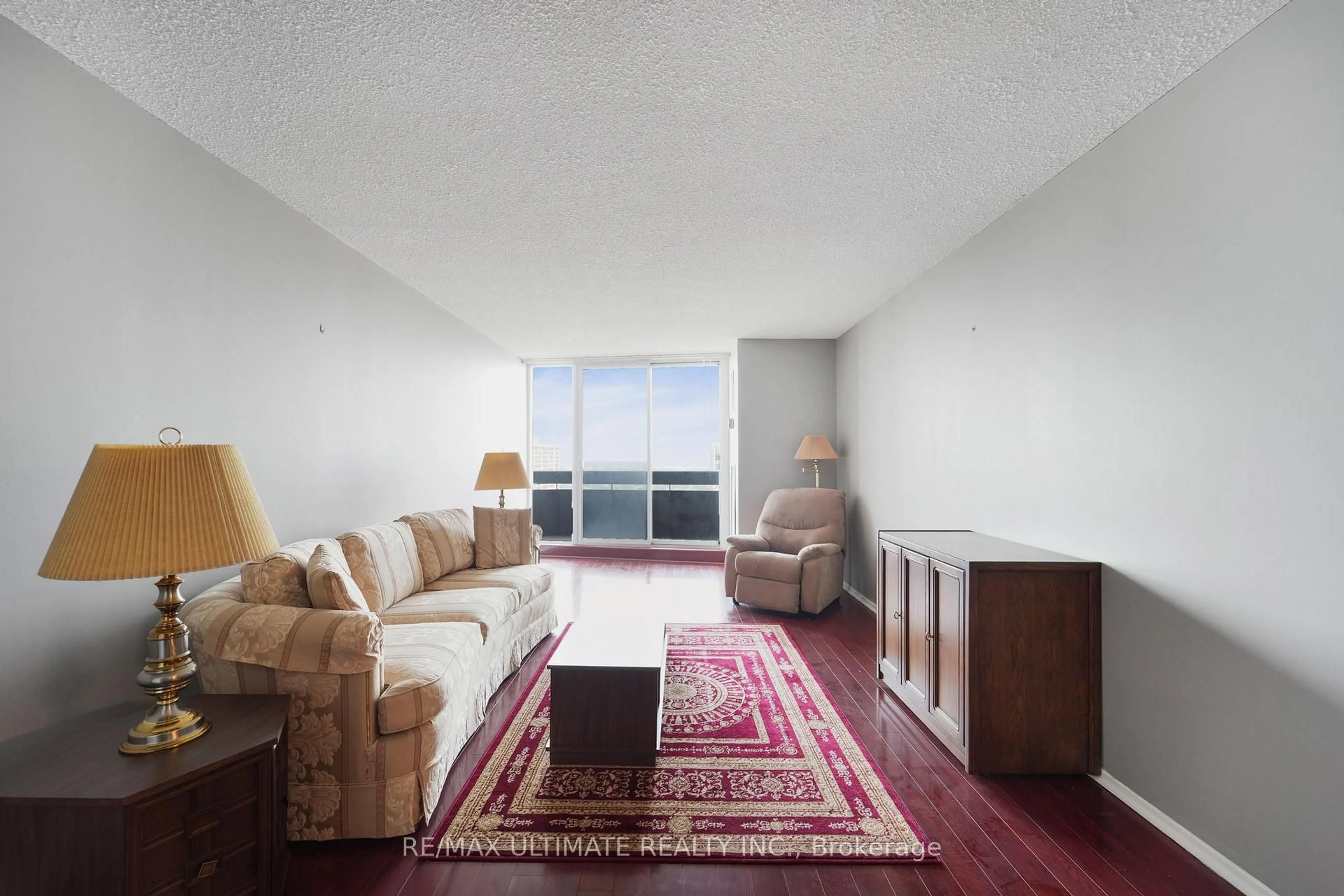 Living room with furniture, unknown for 3131 Bridletowne Circ #Ph5, Toronto Ontario M1W 2S9