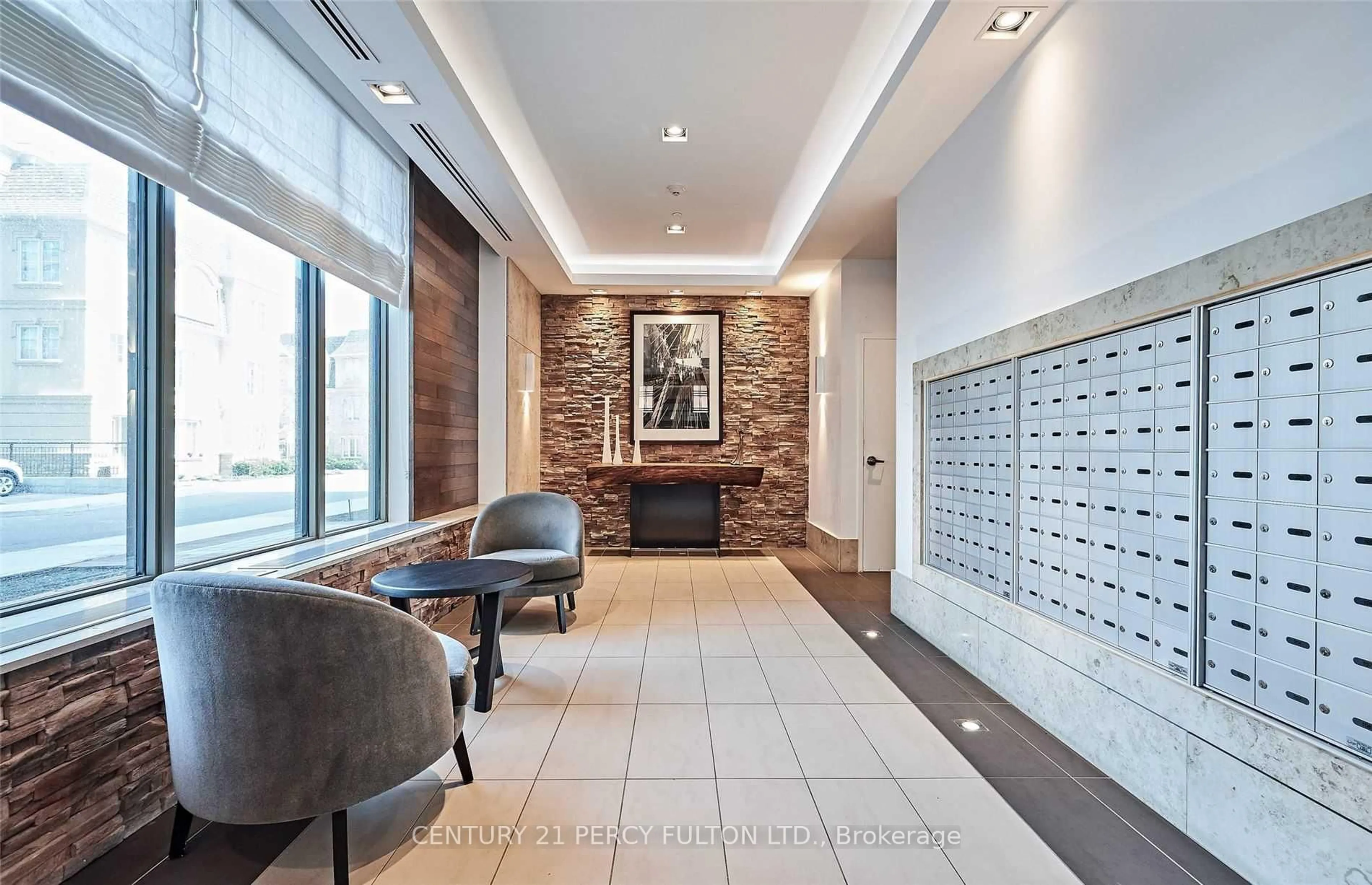 Indoor foyer for 1215 Bayly St #709, Pickering Ontario L1W 1L7