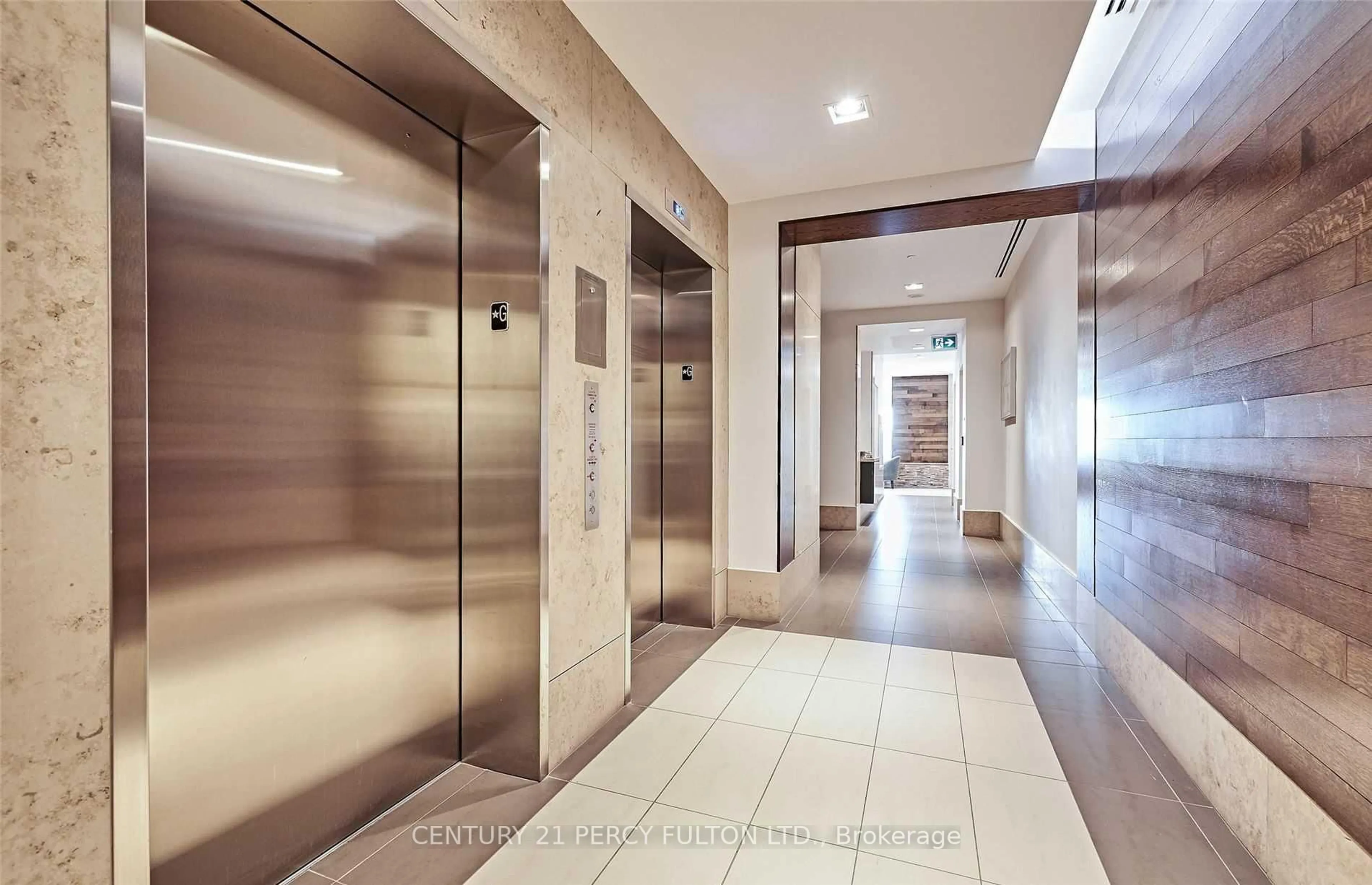Indoor foyer for 1215 Bayly St #709, Pickering Ontario L1W 1L7