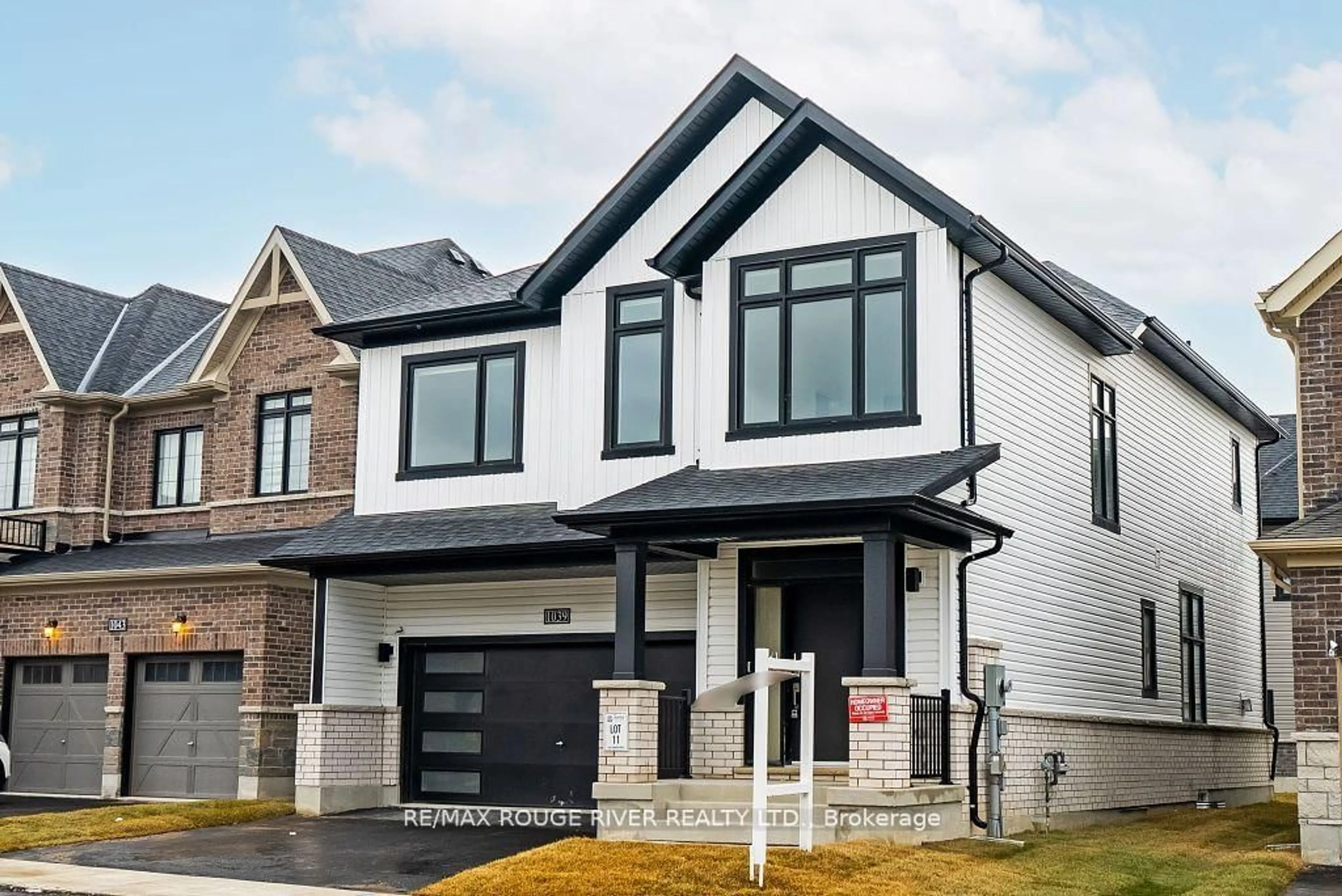 Home with brick exterior material, street for 1039 Thompson Dr, Oshawa Ontario L1L 0V6