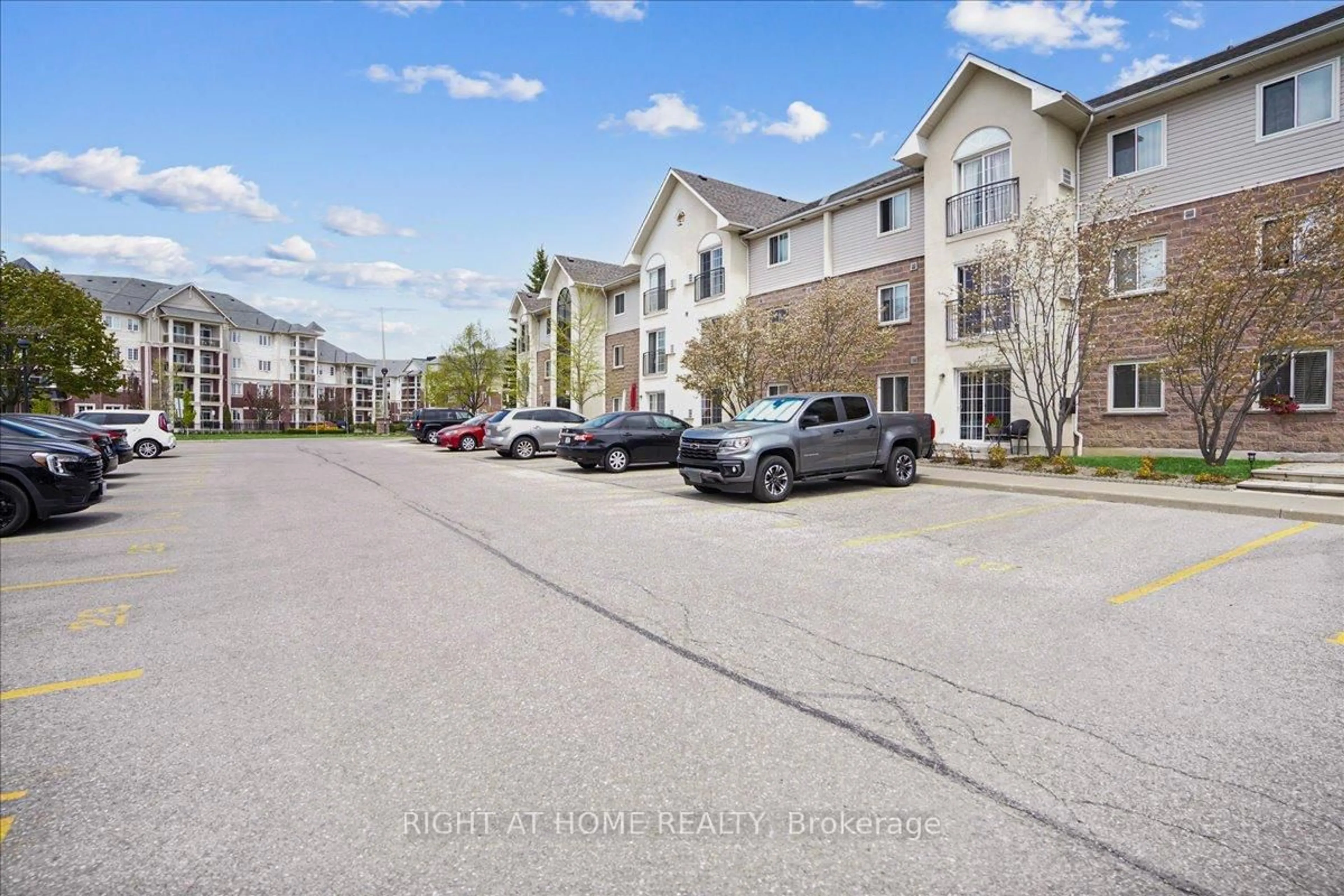 Unknown for 83 Aspen Springs Dr #308, Clarington Ontario L1C 5J7