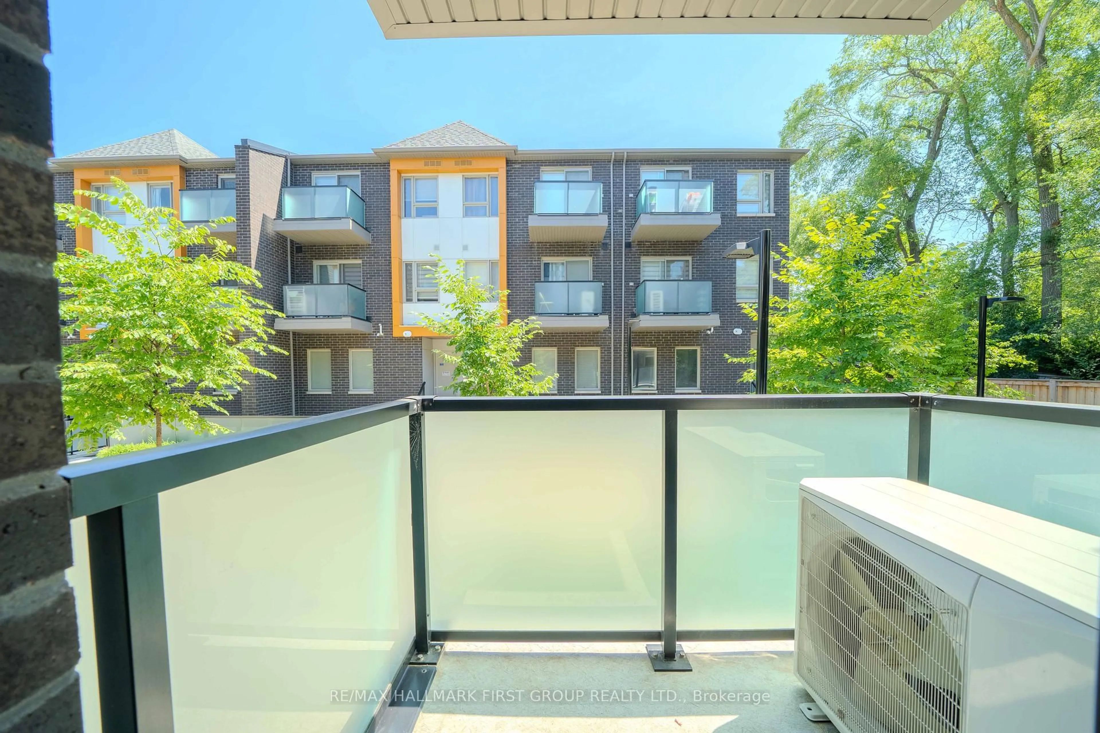 Patio, unknown for 2789 Eglinton Ave #405, Toronto Ontario M1J 0B3