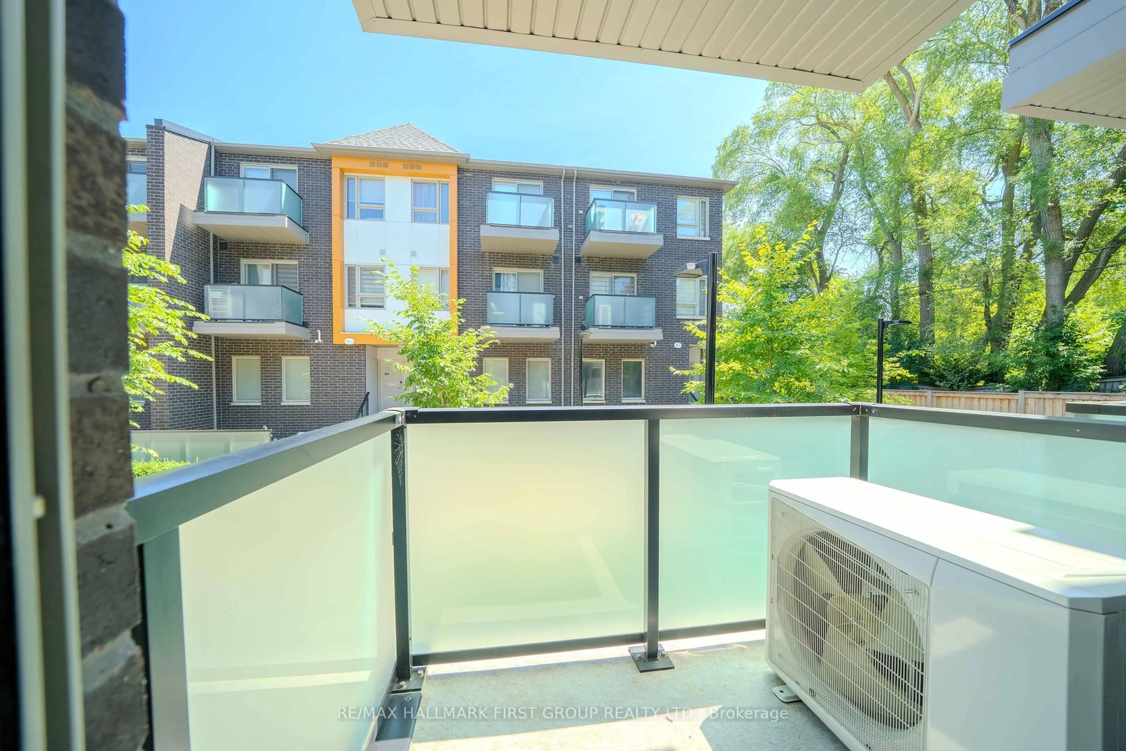 Patio, unknown for 2789 Eglinton Ave #405, Toronto Ontario M1J 0B3
