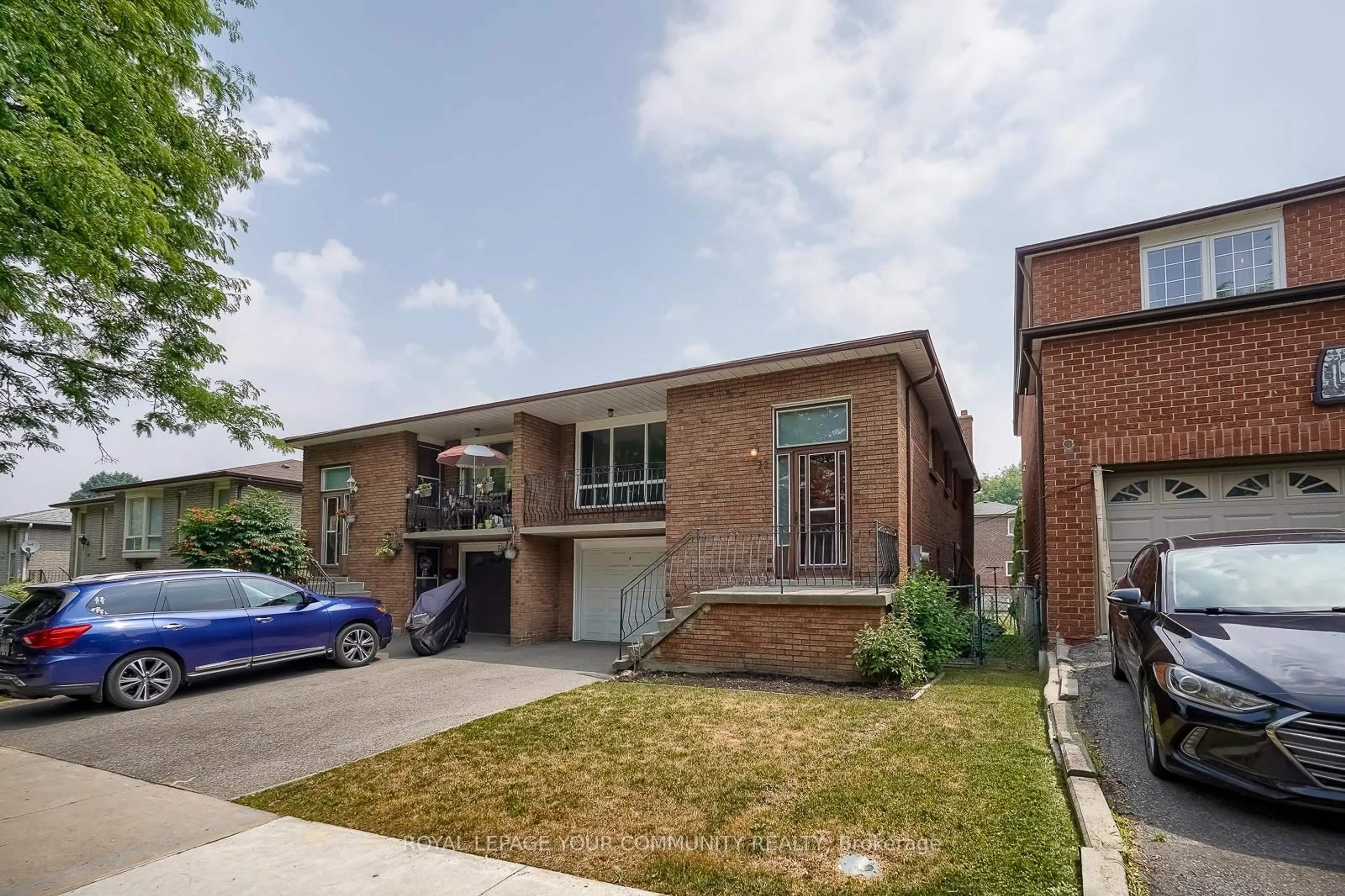 Home with brick exterior material, street for 72 Fred Bland Cres, Toronto Ontario M1J 3L8
