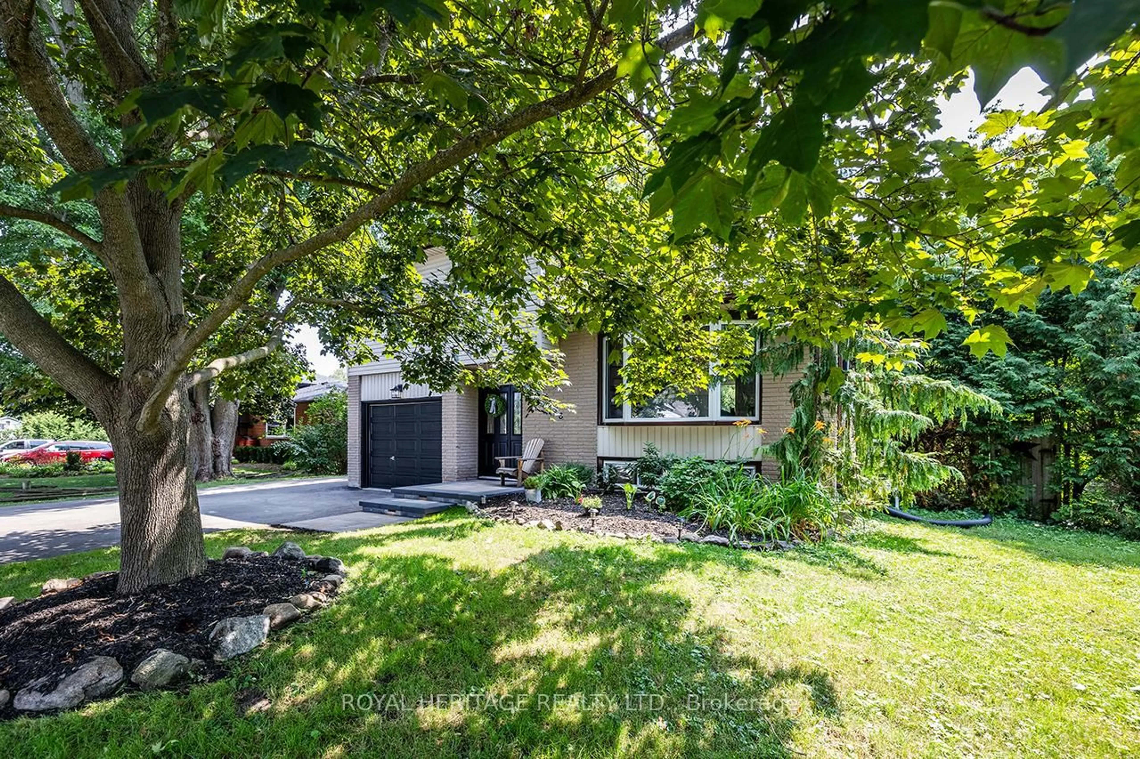 A pic from outside/outdoor area/front of a property/back of a property/a pic from drone, street for 5206 Old Scugog Rd, Clarington Ontario L0B 1J0