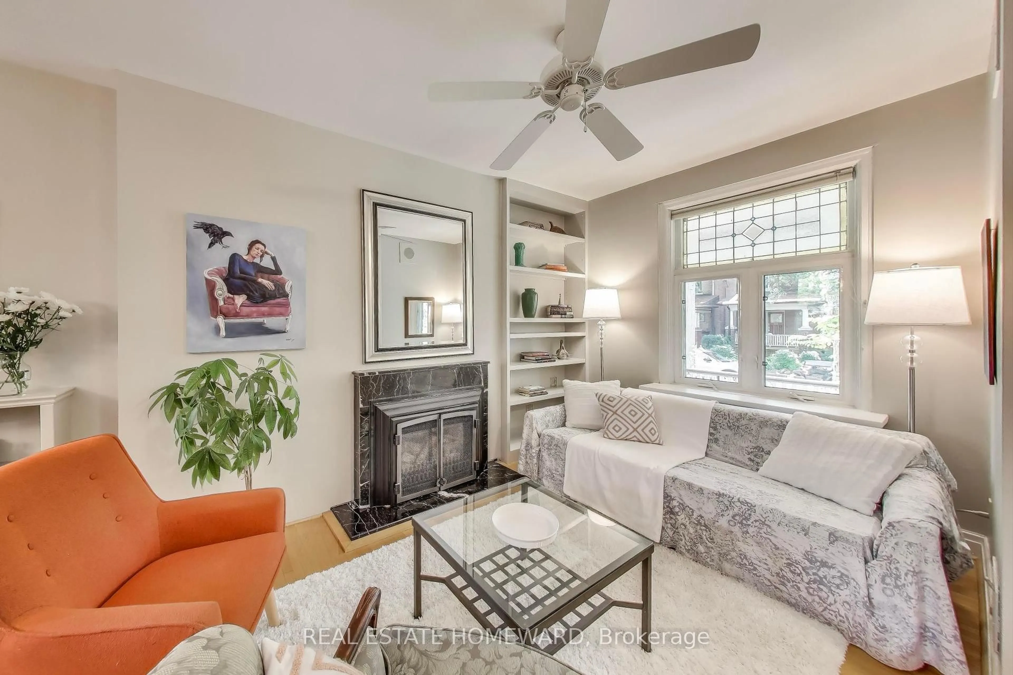 Living room with furniture, unknown for 92 Dearbourne Ave, Toronto Ontario M4K 1M7