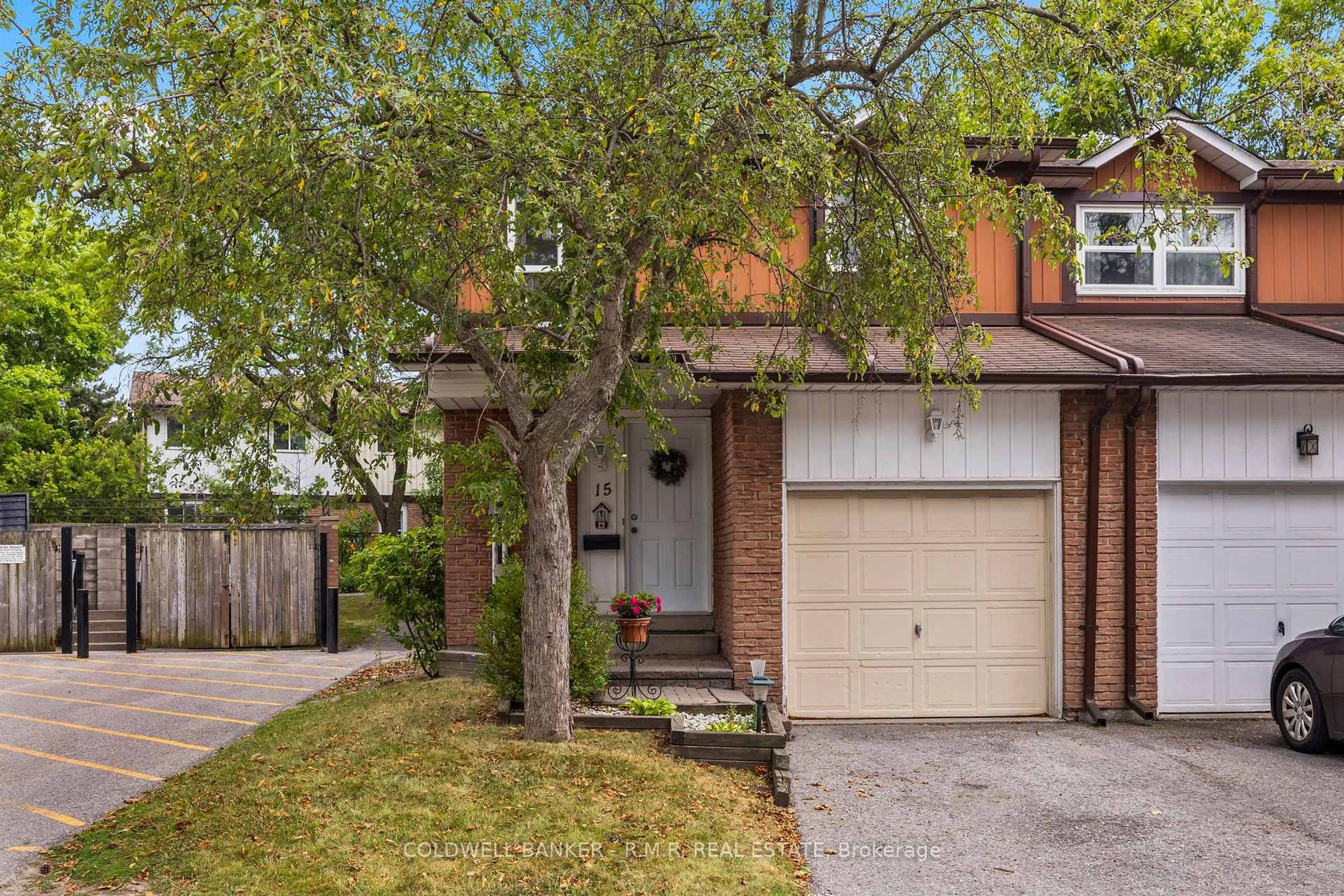Home with brick exterior material, street for 540 Dorchester Dr #15, Oshawa Ontario L1J 6M5