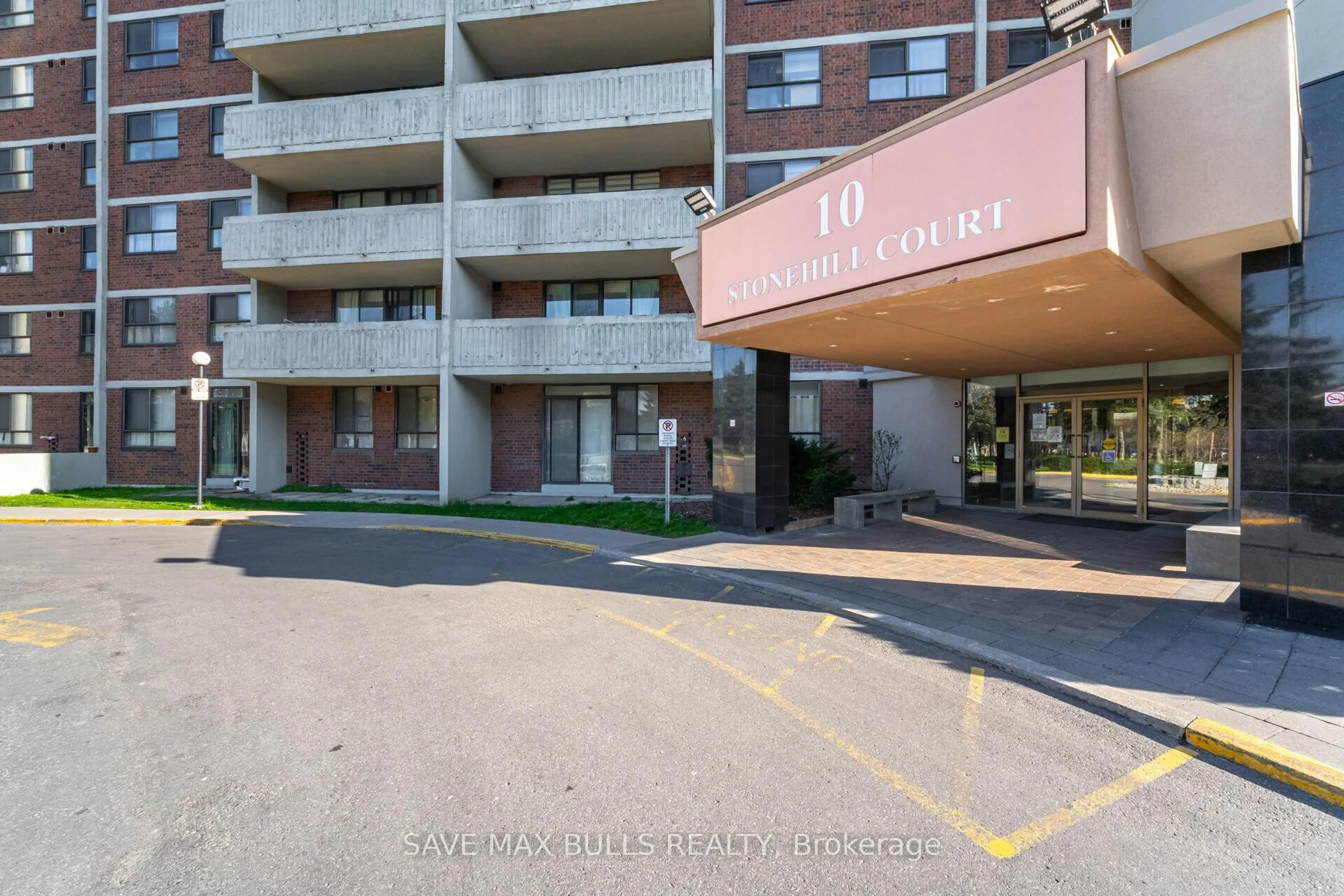Indoor foyer for 10 Stonehill Crt #907, Toronto Ontario M1W 2X8