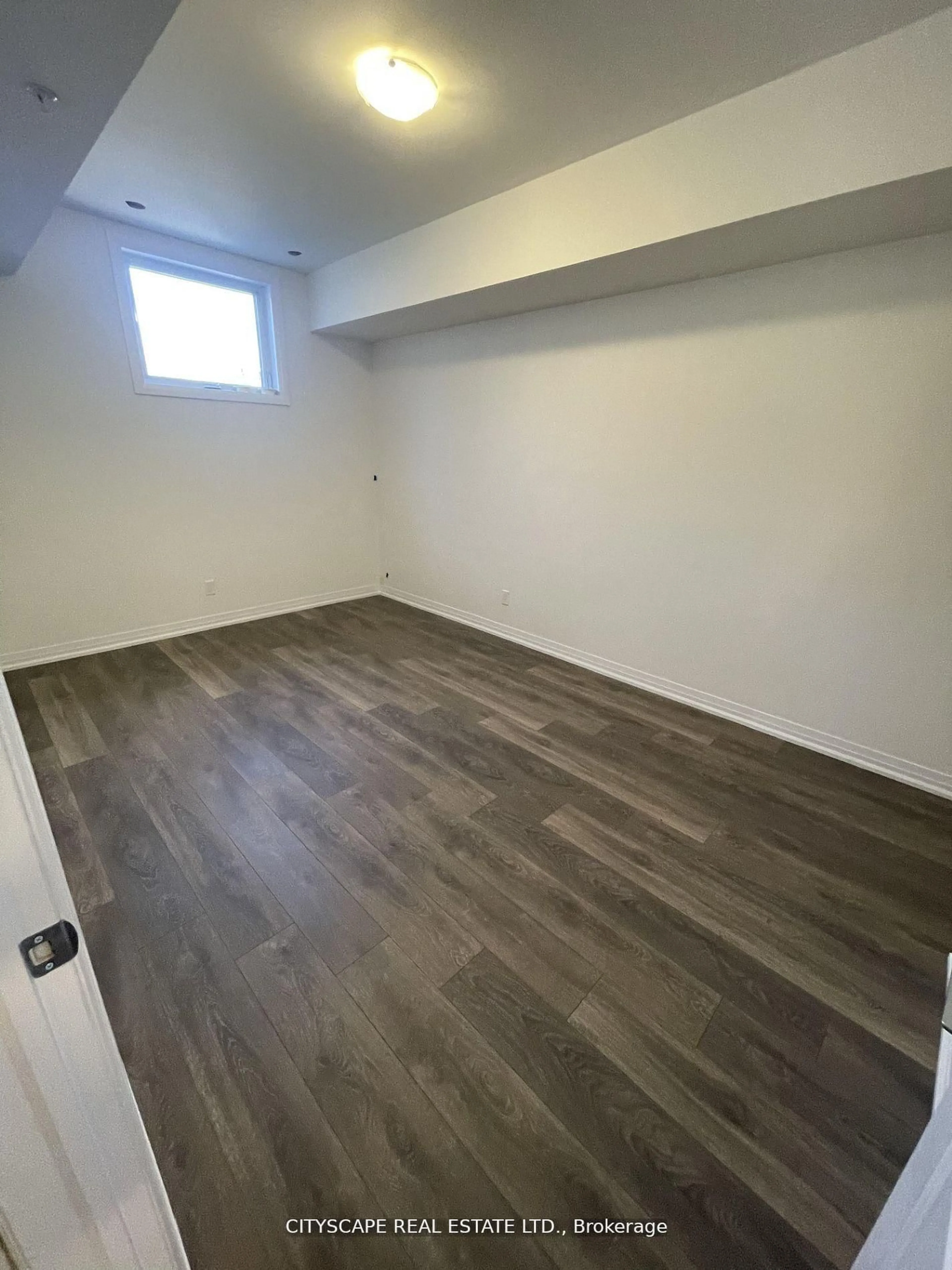A pic of a room for 2635 William Jackson Dr #1304, Pickering Ontario L1X 0L5