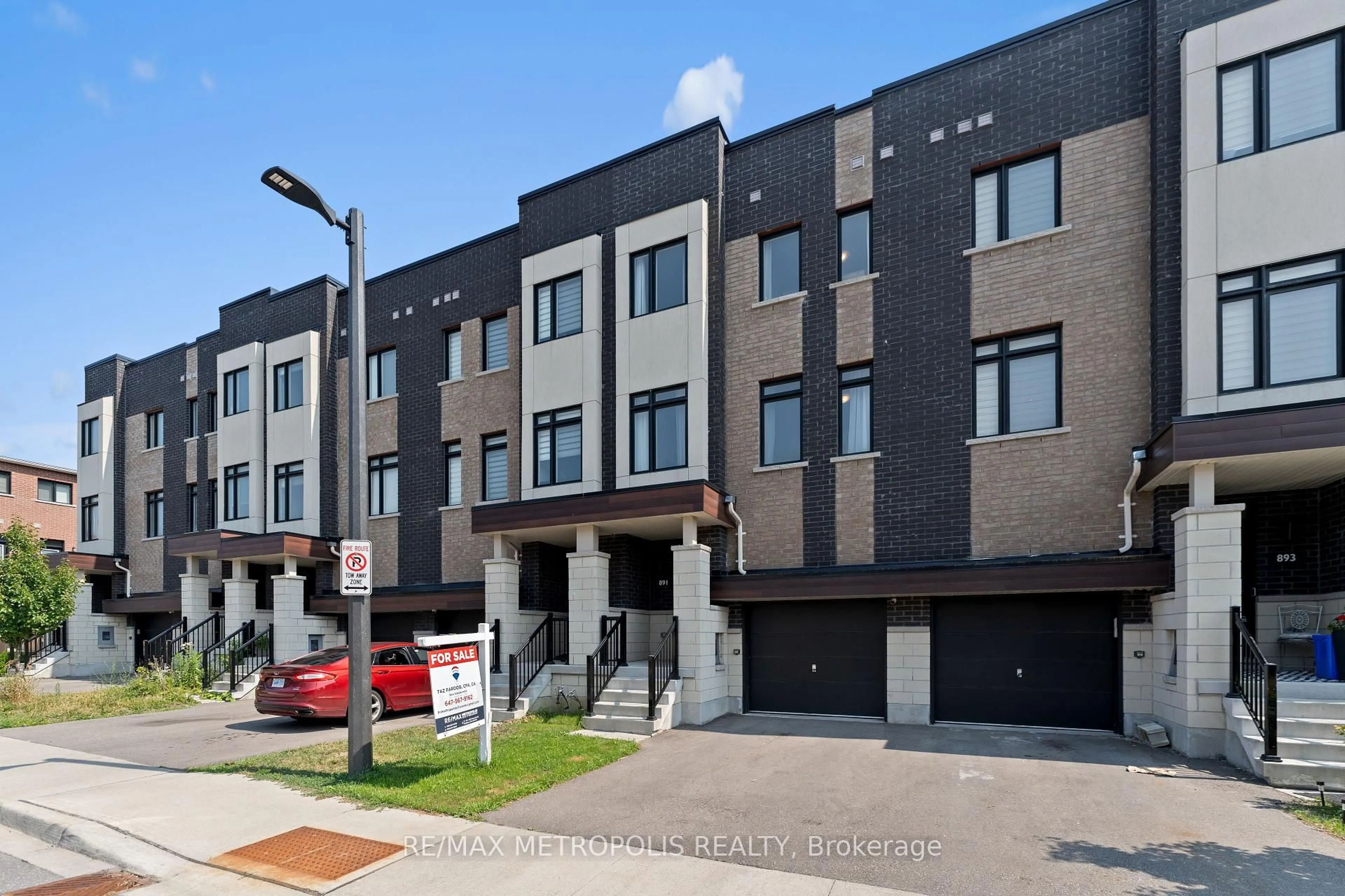 Home with brick exterior material, street for 891 Kicking Horse Path, Oshawa Ontario L1J 0B4