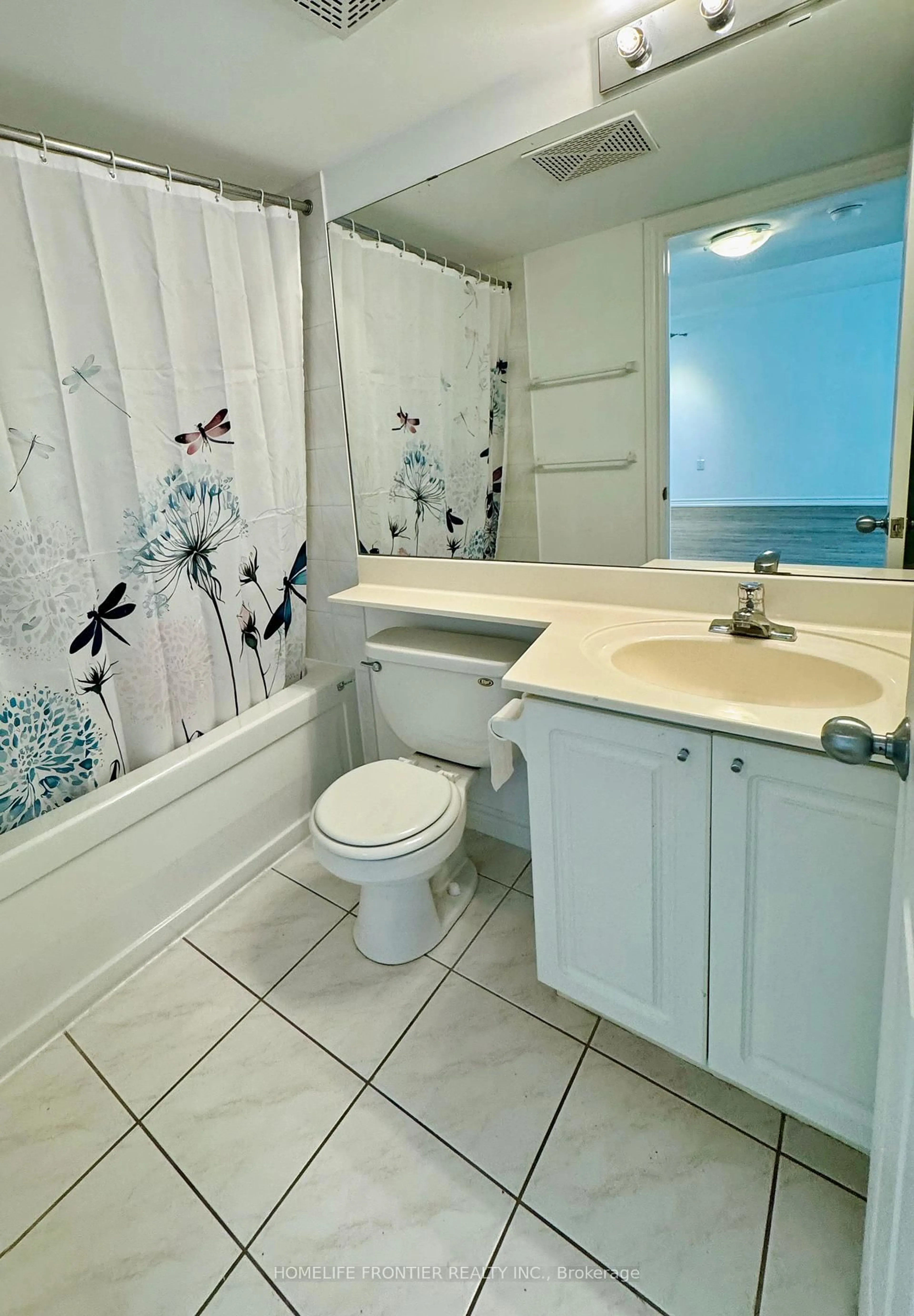 Standard bathroom, unknown for 2627 McCowan Rd #502, Toronto Ontario M1S 5T1