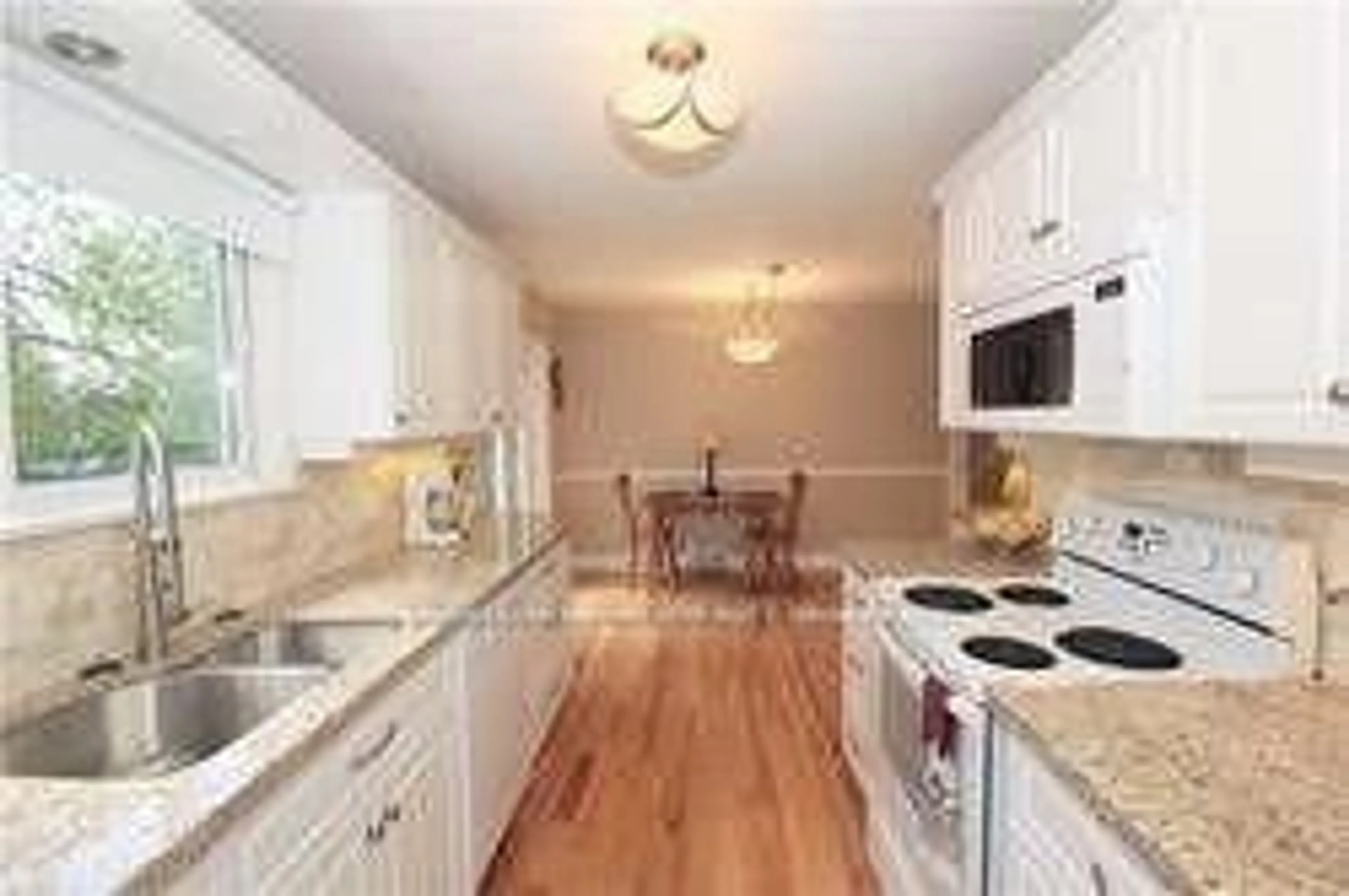 Standard kitchen, unknown for 1086 Somerville St, Oshawa Ontario L1G 4K5