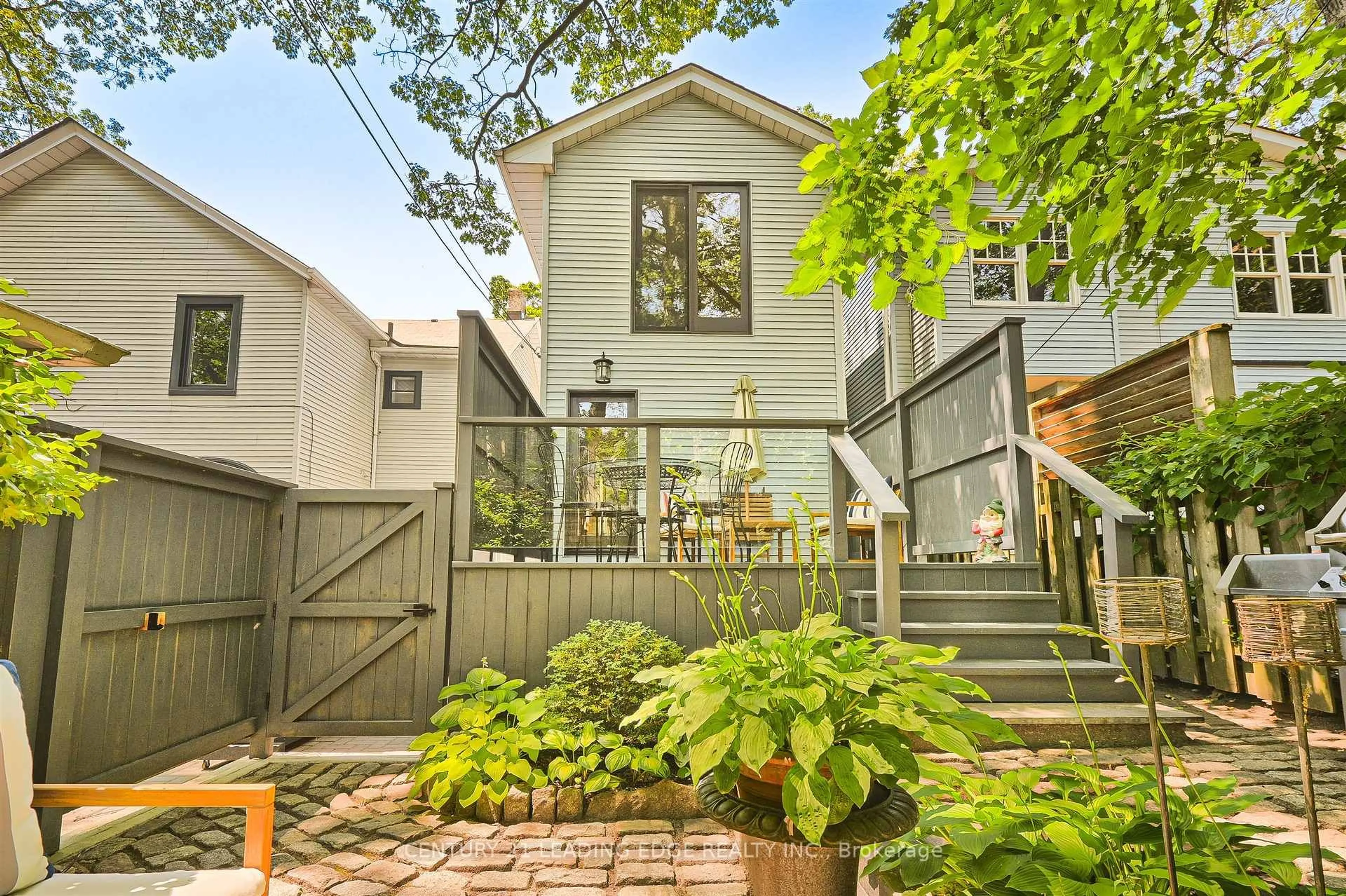 Unknown for 101 Silver Birch Ave, Toronto Ontario M4E 3L3