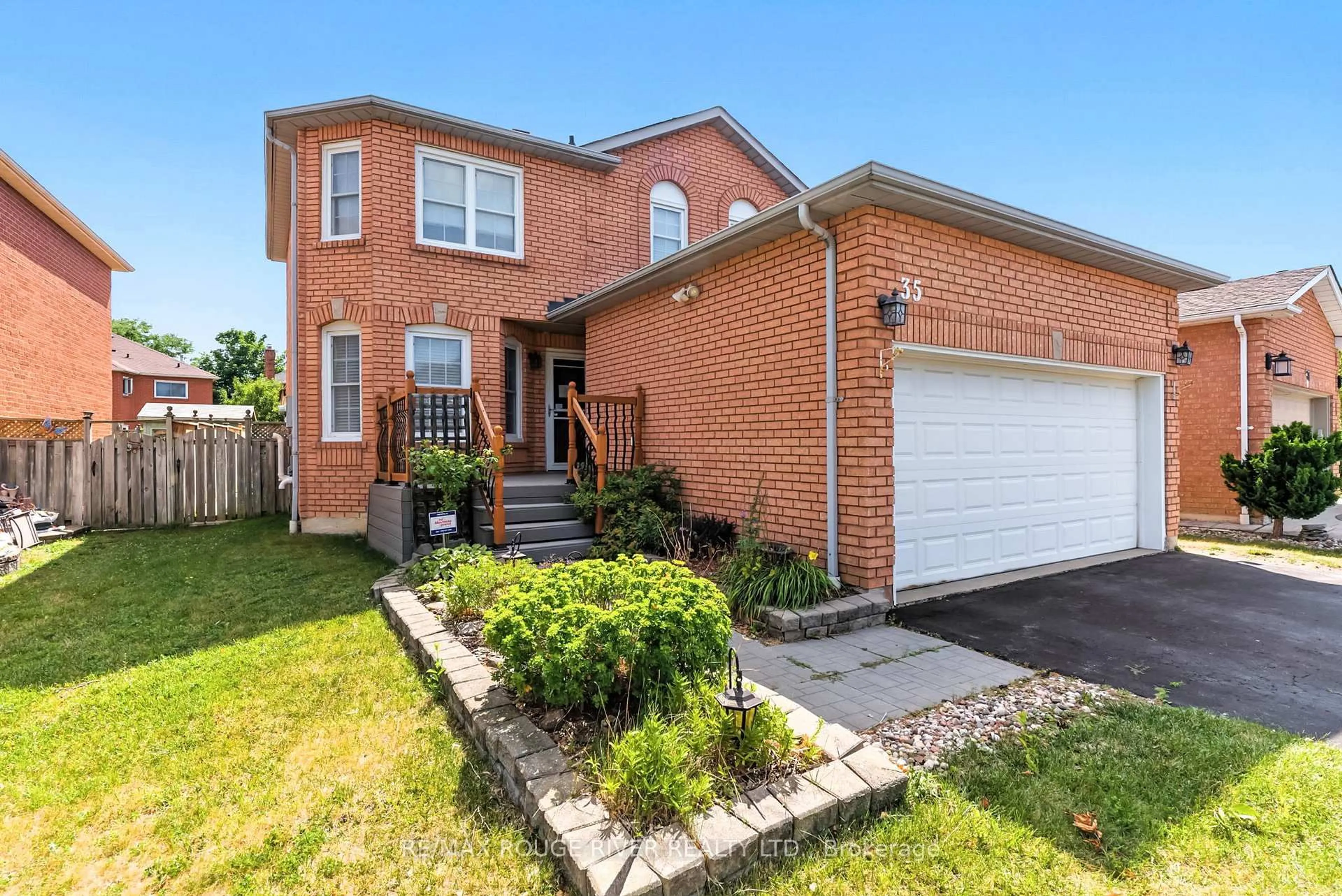 Home with brick exterior material, street for 35 Fencerow Dr, Whitby Ontario L1R 1Y4