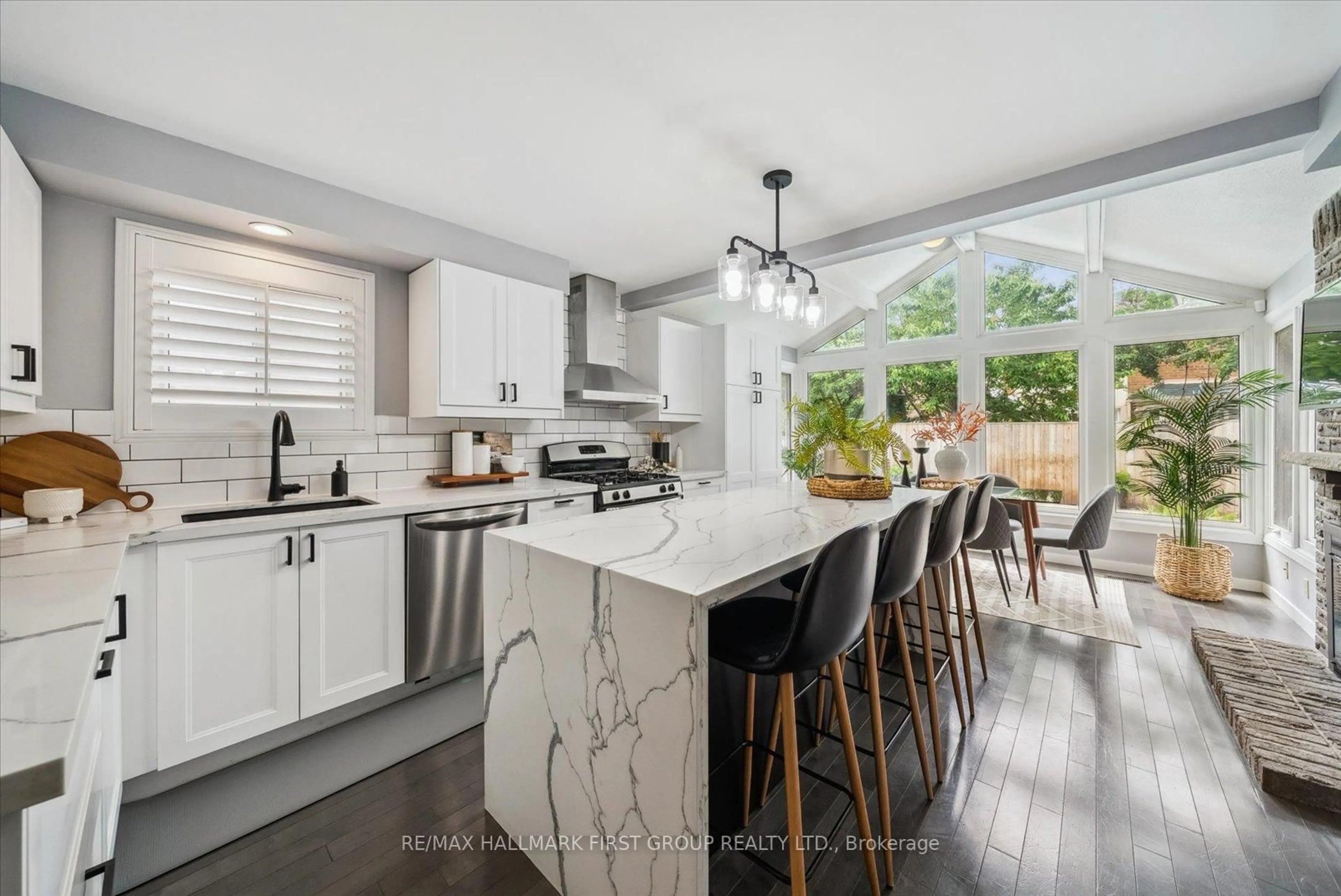 Open concept kitchen, ceramic/tile floor for 1938 Parkside Dr, Pickering Ontario L1V 3N5