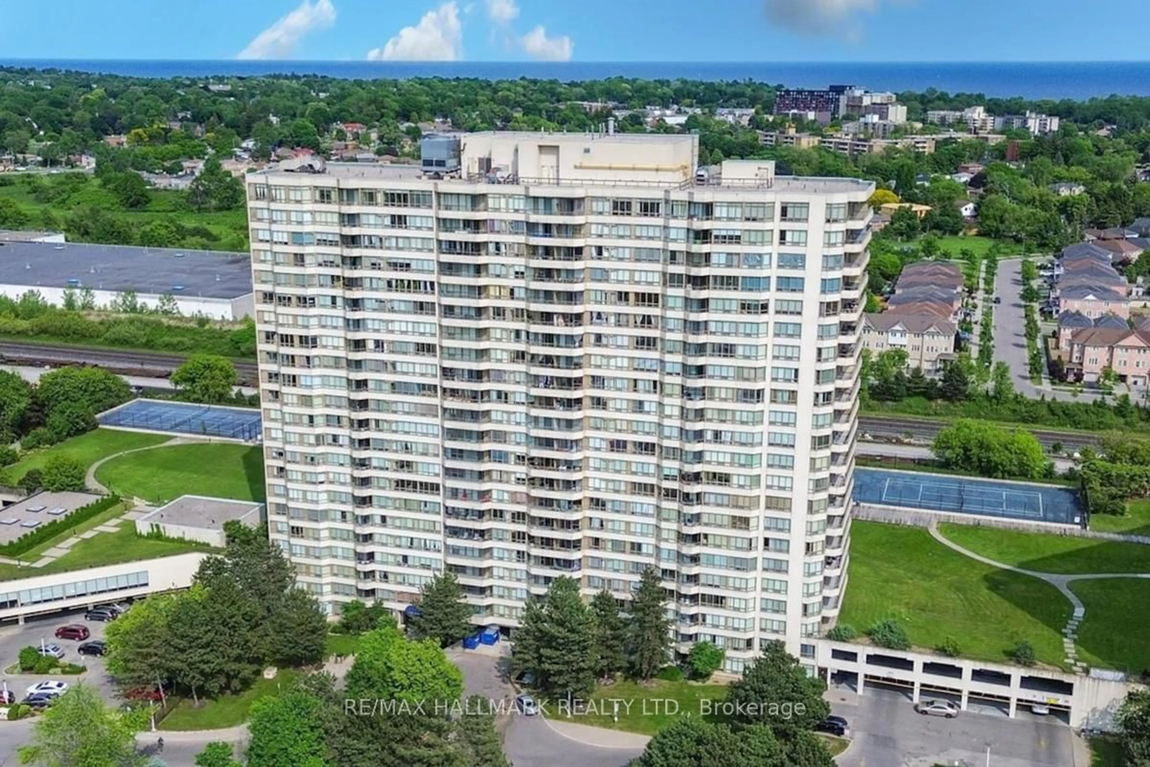 A pic from outside/outdoor area/front of a property/back of a property/a pic from drone, city buildings view from balcony for 3 Greystone Walk Dr #2027, Toronto Ontario M1K 5J4