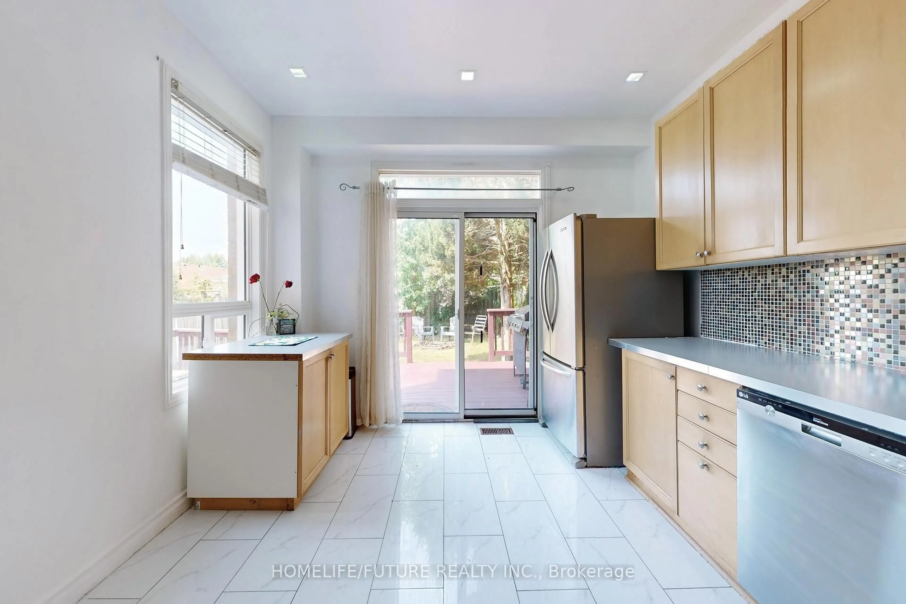Unknown for 1109 Timberland Cres, Oshawa Ontario L1K 2K8