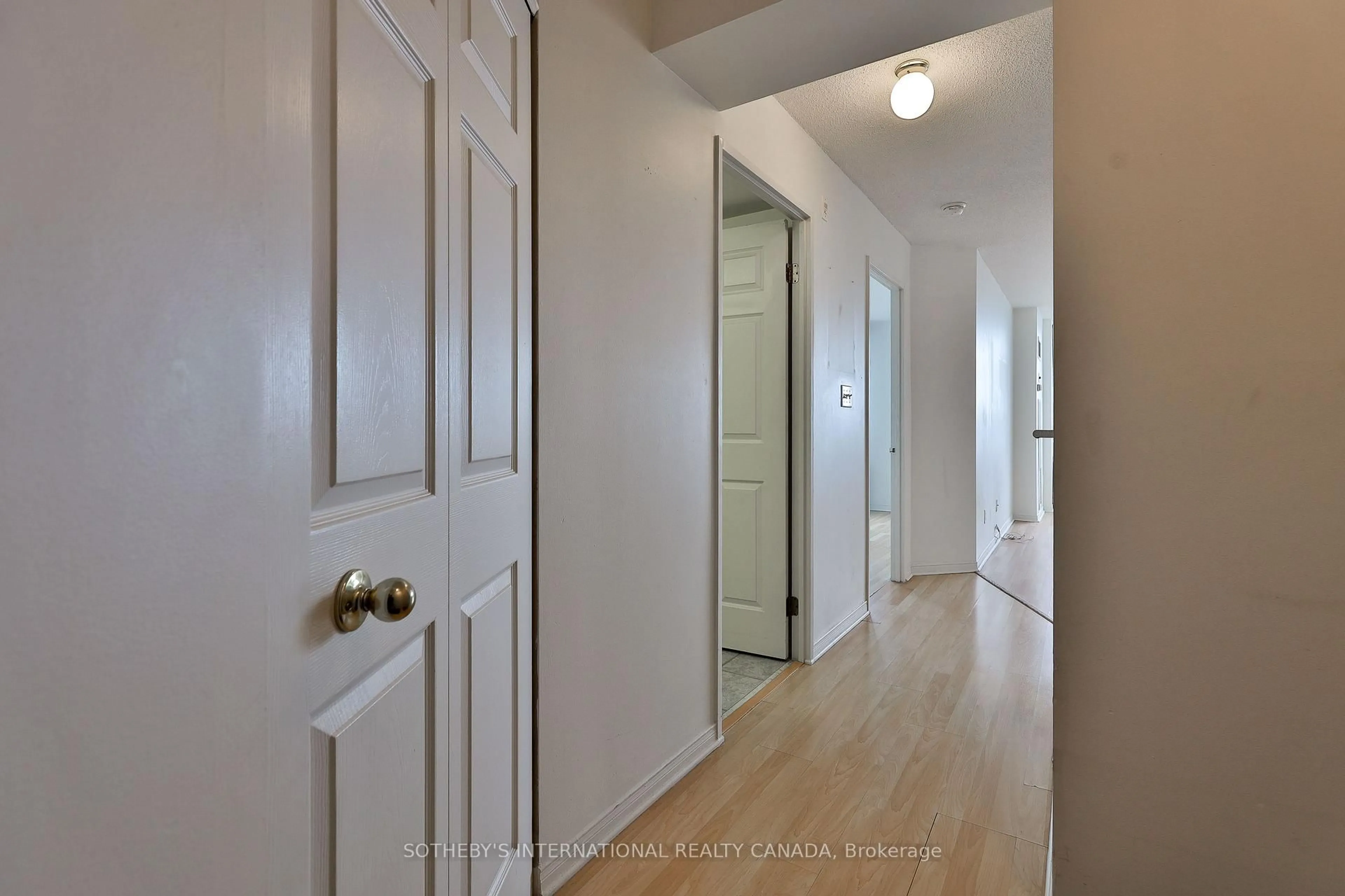 Indoor entryway for 1625 Pickering Pkwy #709, Pickering Ontario L1V 6Z6
