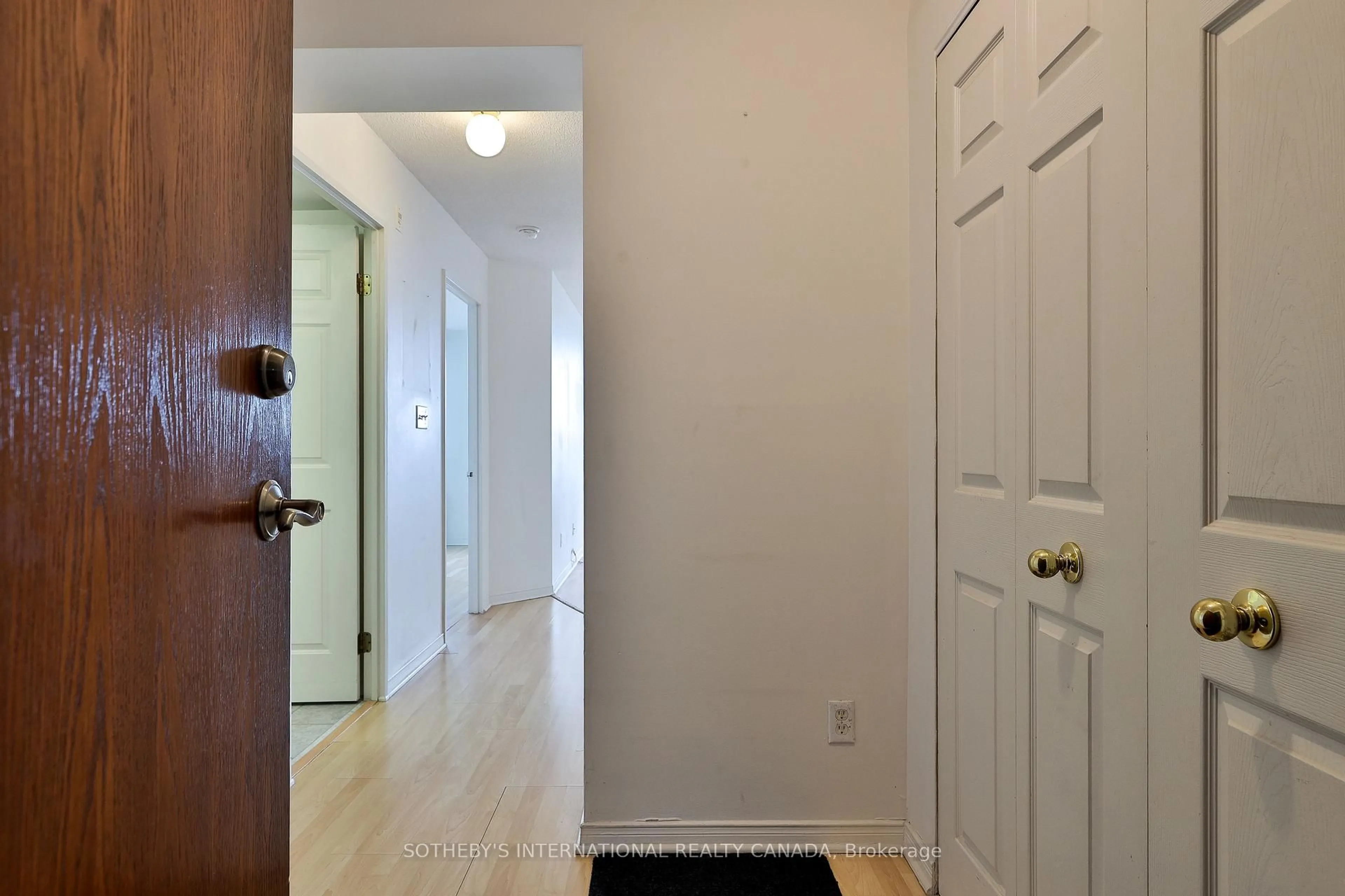 Indoor entryway for 1625 Pickering Pkwy #709, Pickering Ontario L1V 6Z6