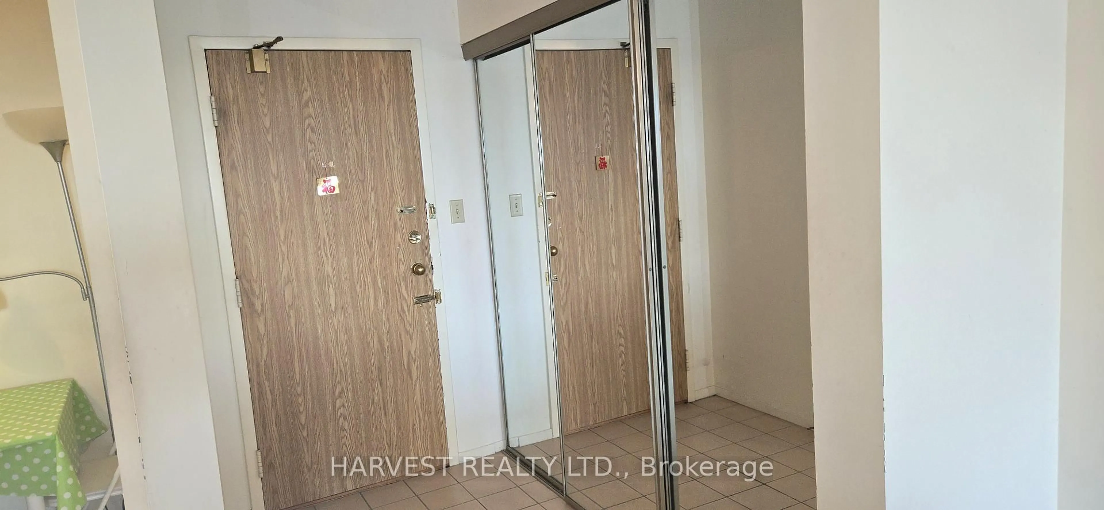 A pic of a room for 175 Bamburgh Circ #402, Toronto Ontario M1W 3X8