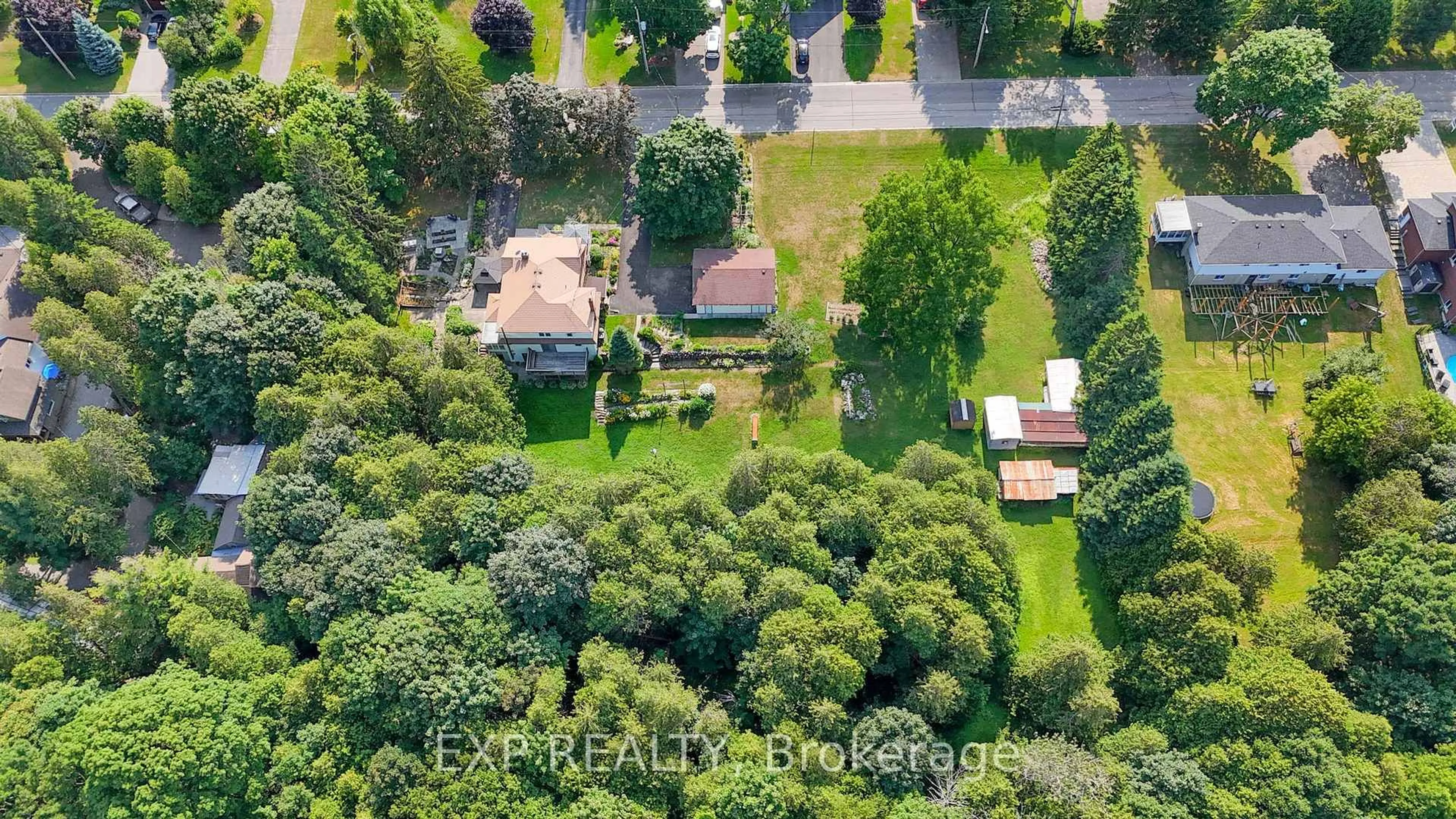 A pic from outside/outdoor area/front of a property/back of a property/a pic from drone, street for 3253 Tooley Rd, Clarington Ontario L1E 2K7