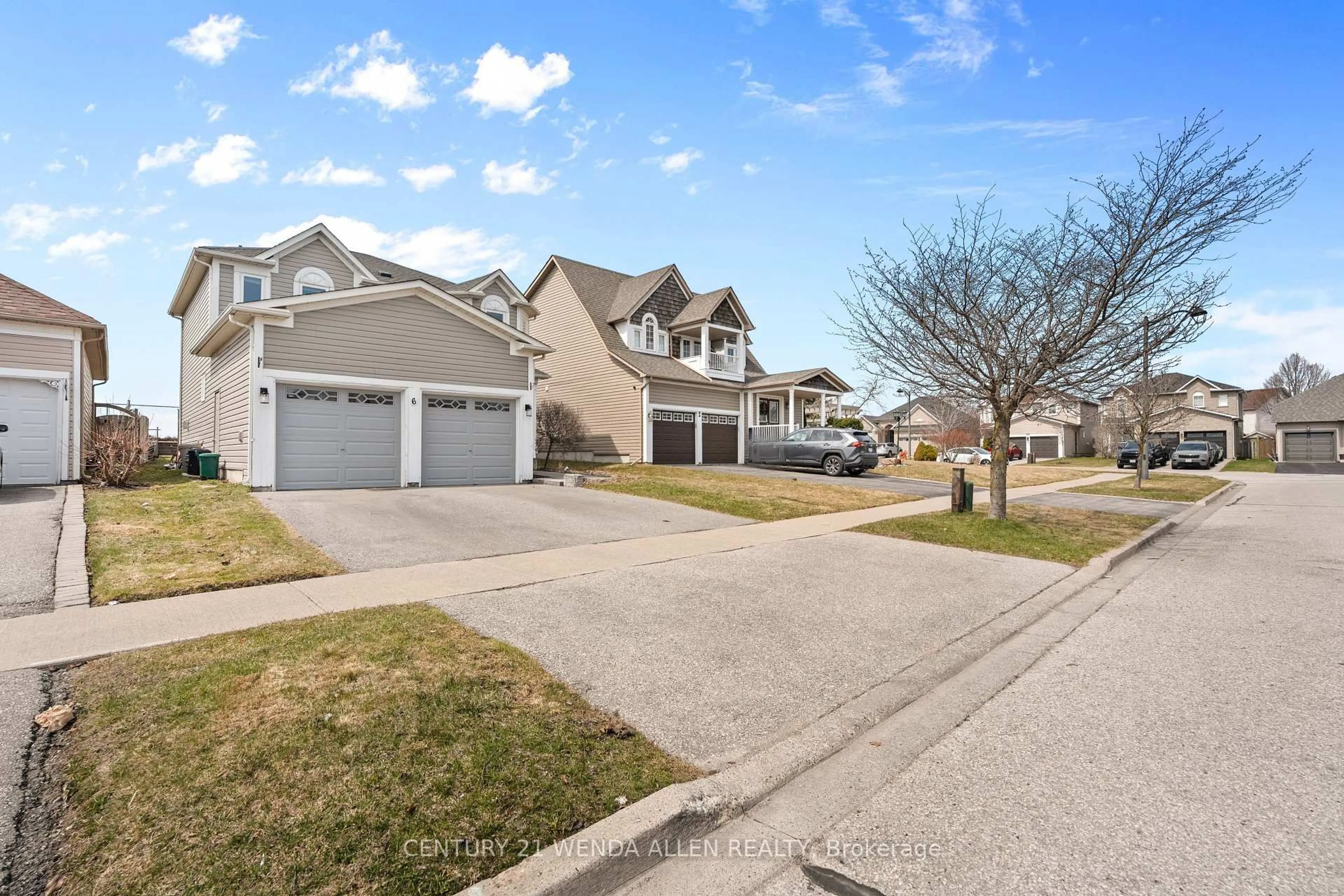 A pic from outside/outdoor area/front of a property/back of a property/a pic from drone, street for 6 Hammond St, Clarington Ontario L1C 5E5