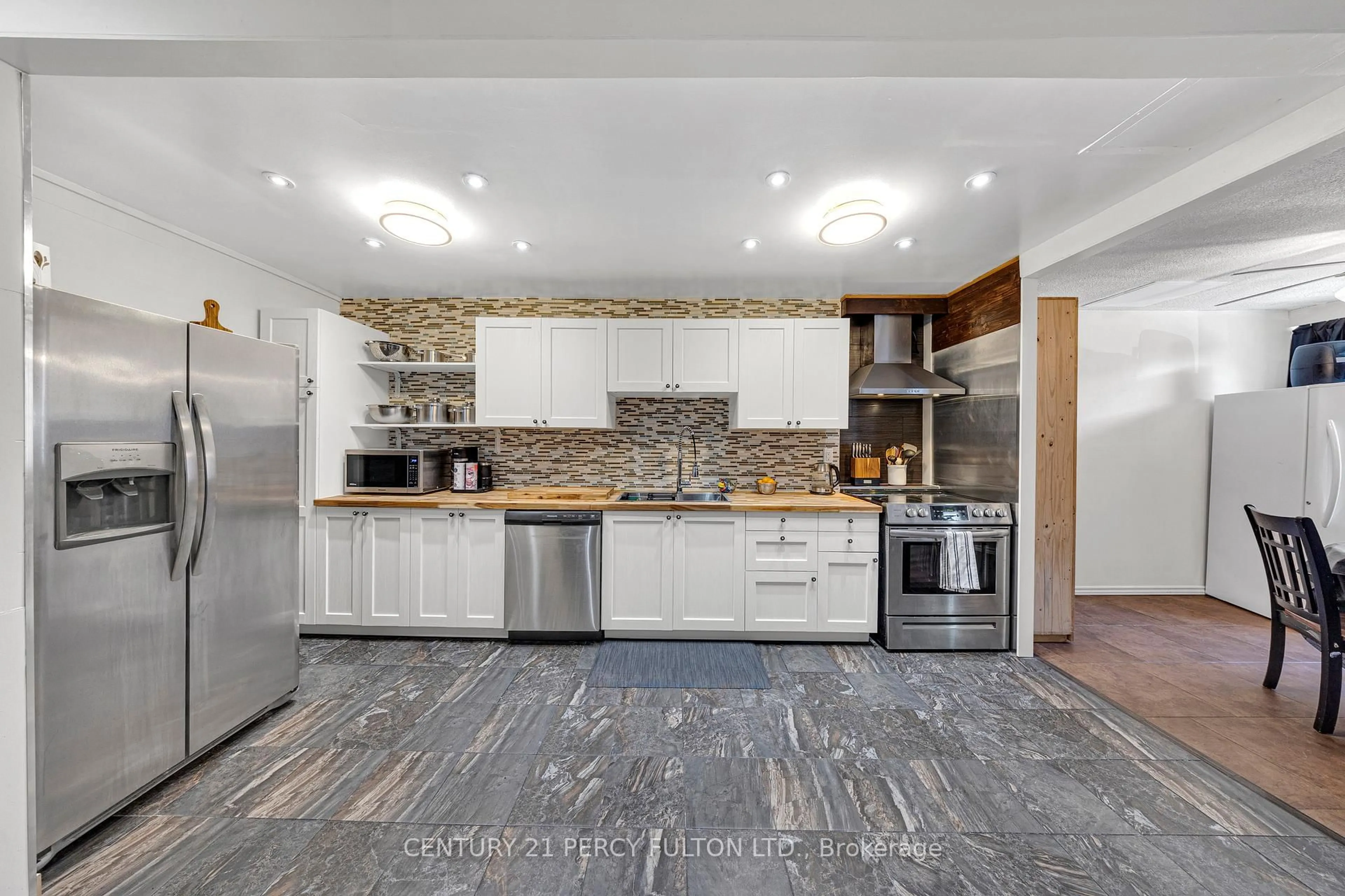 Open concept kitchen, ceramic/tile floor for 4062 Lawrence Ave #204, Toronto Ontario M1E 4V5
