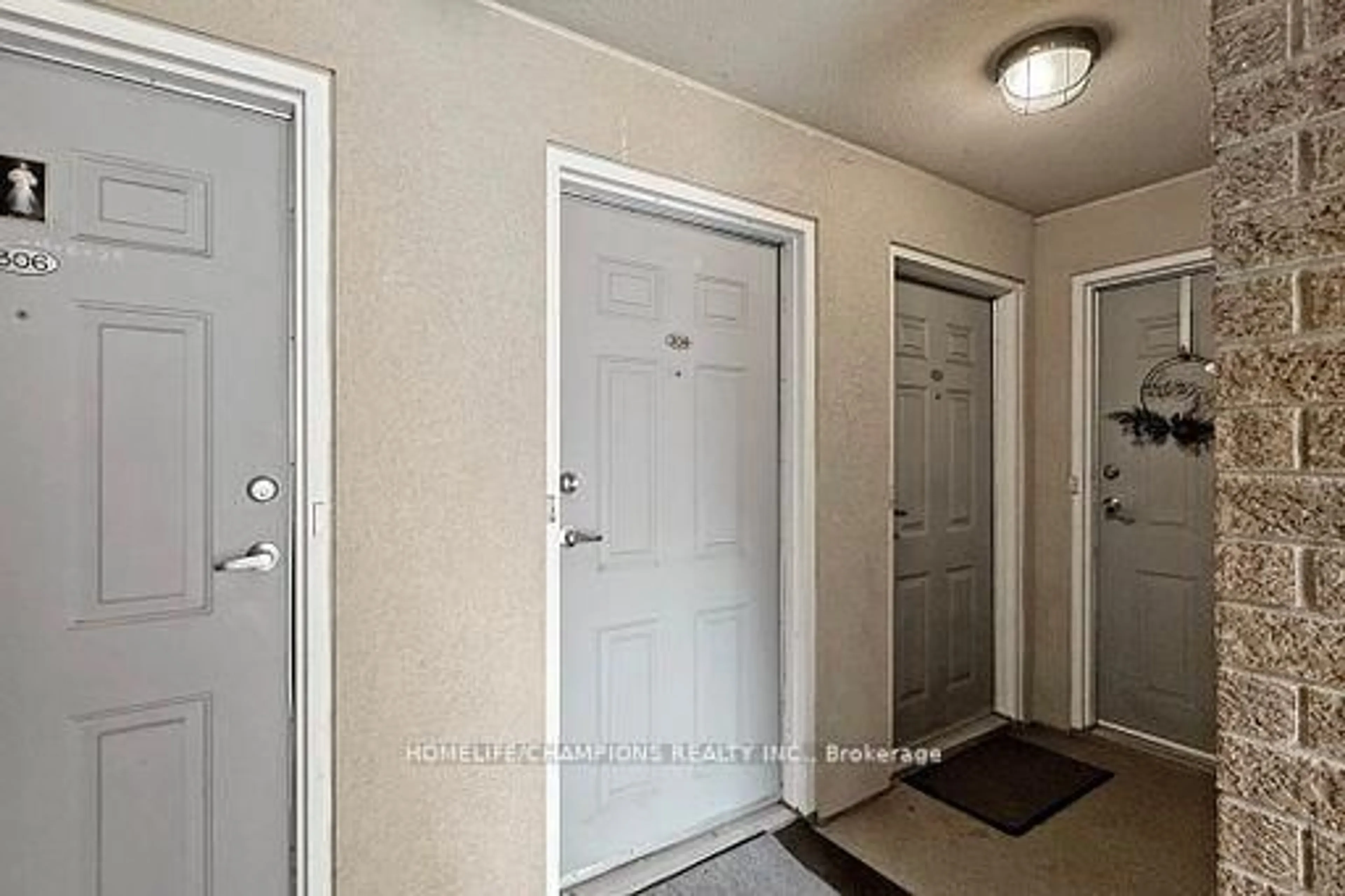 Indoor entryway for 35 Strangford Lane #304, Toronto Ontario M1L 0E5