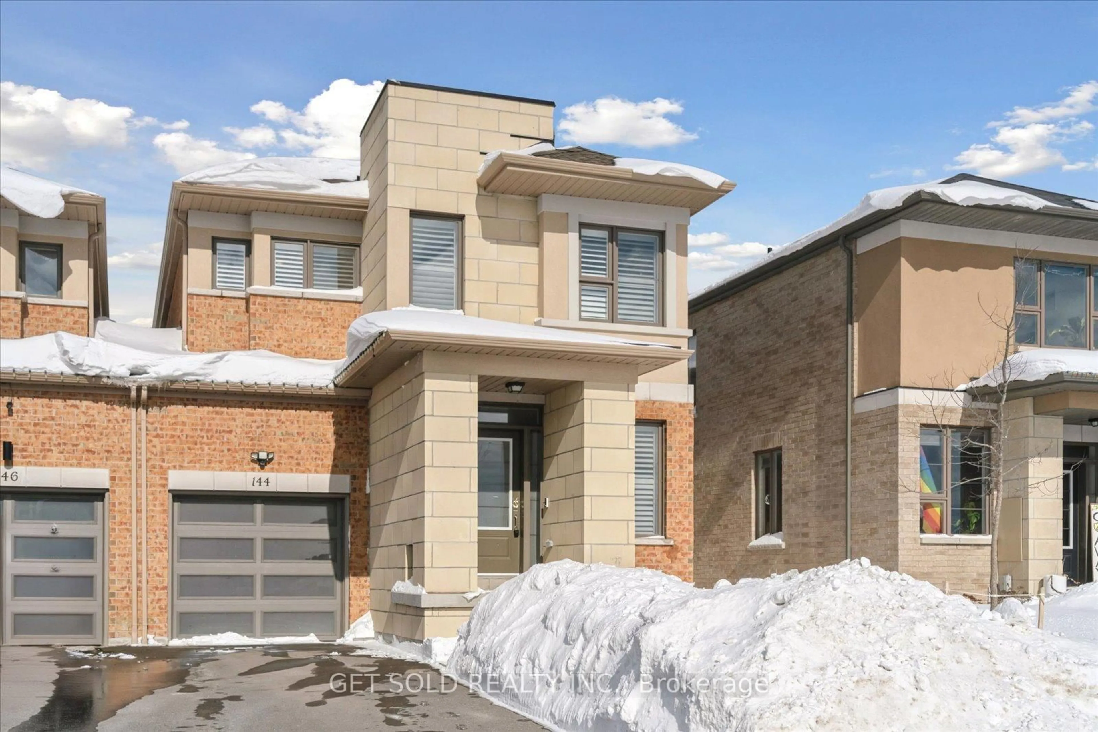 Home with brick exterior material, street for 144 Vanier St, Whitby Ontario L1R 0N3