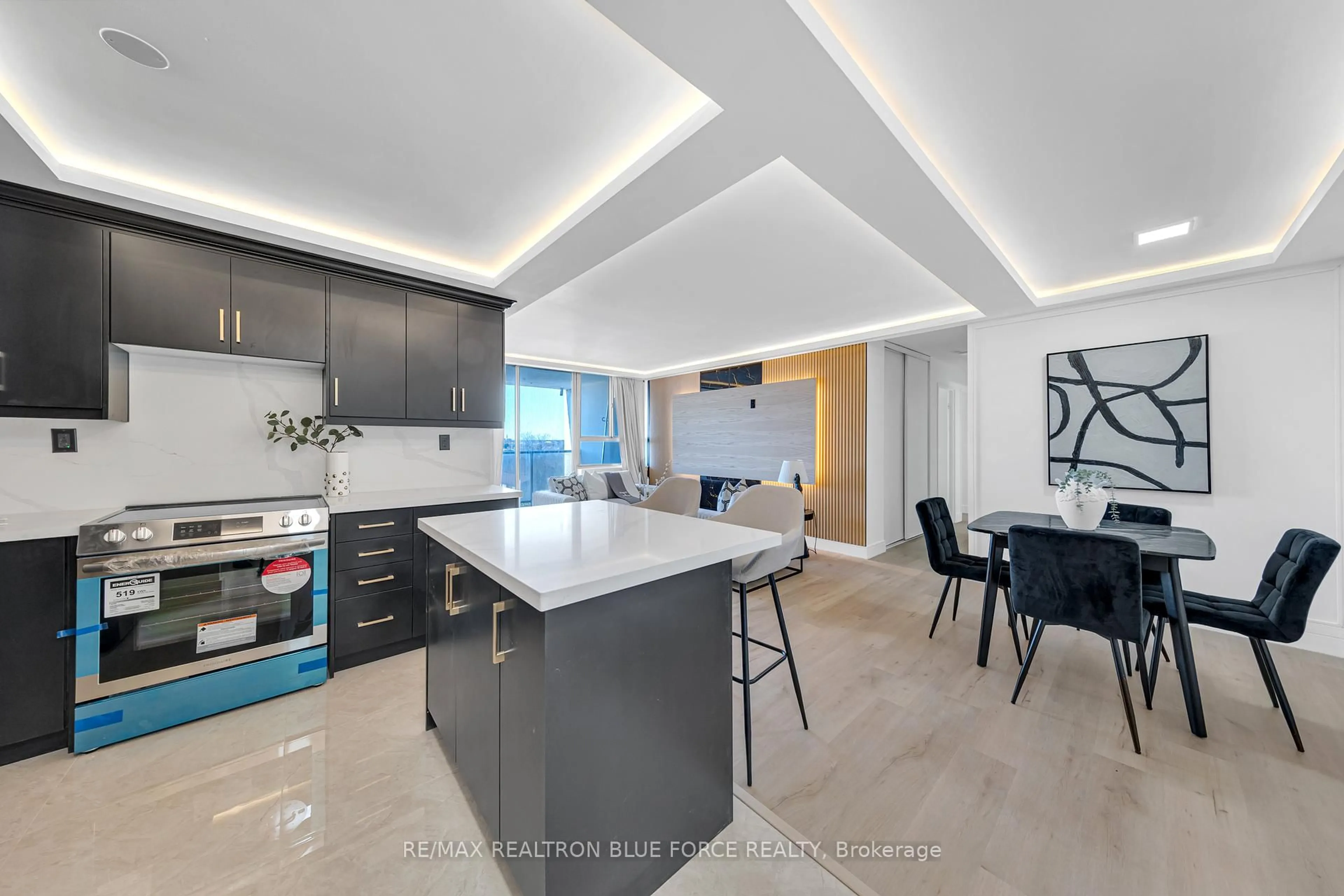 Open concept kitchen, ceramic/tile floor for 100 Wingarden Crt #709, Toronto Ontario M1B 2P4
