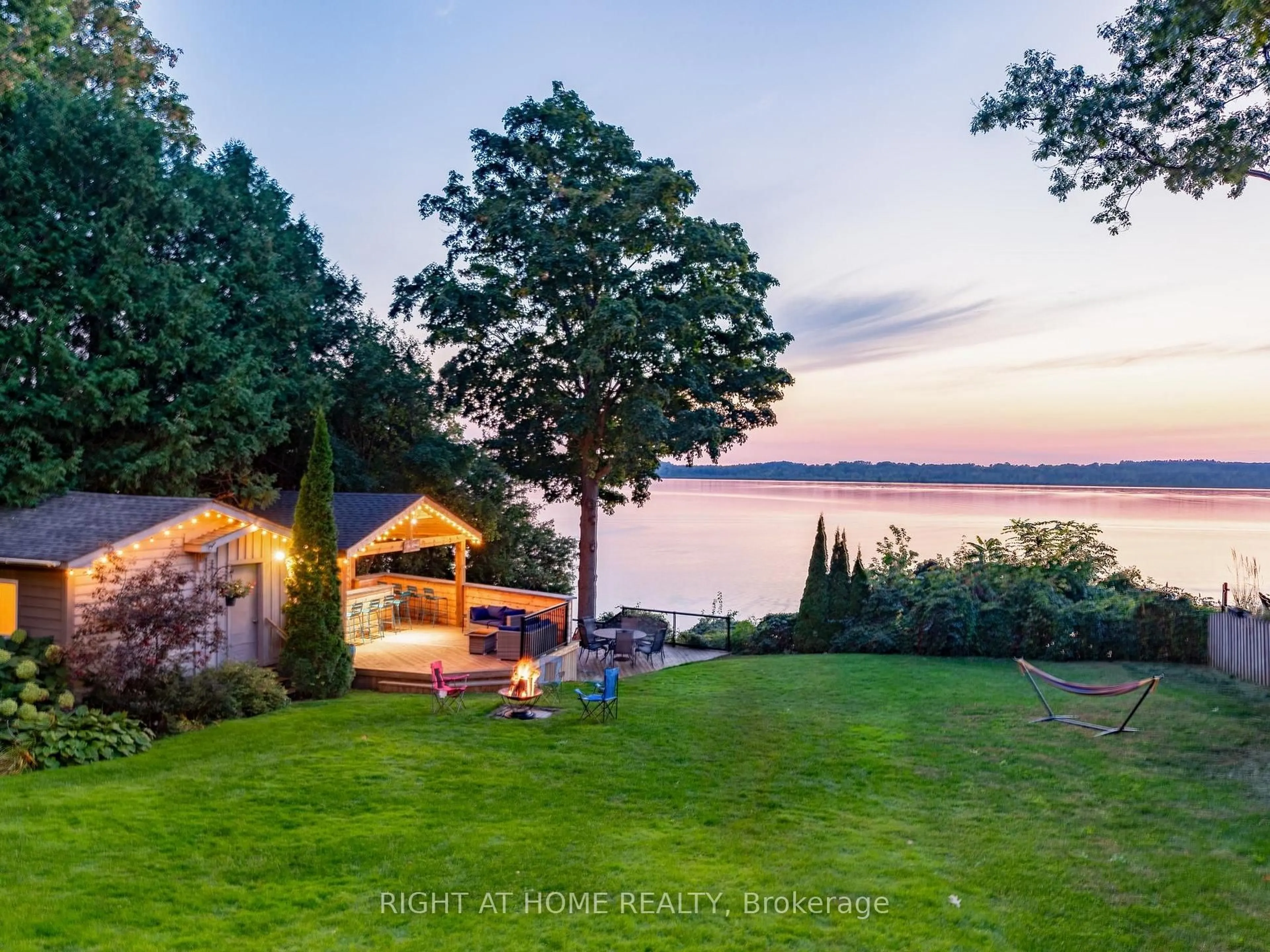 A pic from outside/outdoor area/front of a property/back of a property/a pic from drone, water/lake/river/ocean view for 12 Pettet Dr, Scugog Ontario L9L 1B4