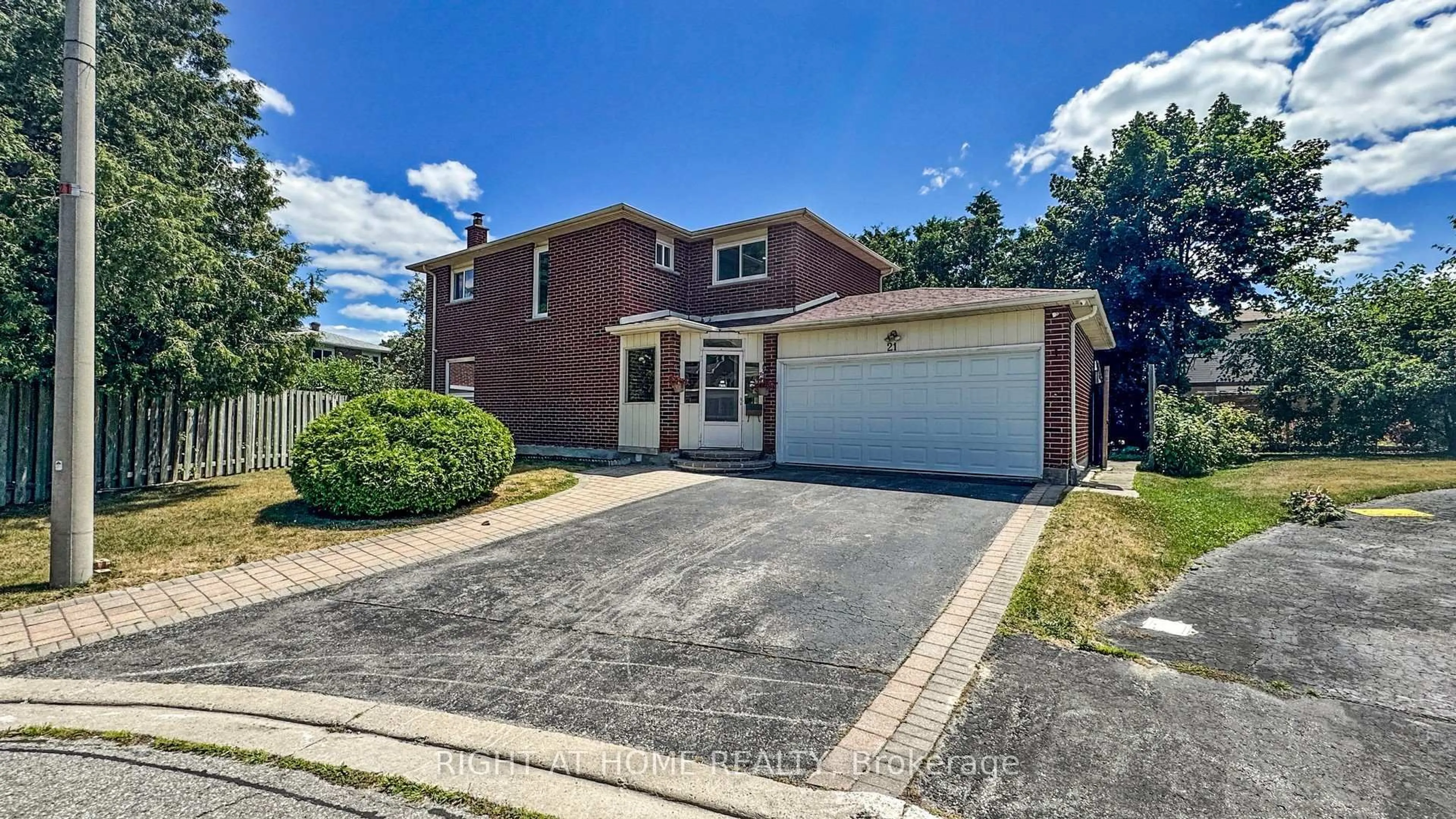 Home with brick exterior material, street for 21 Lucania Pl, Toronto Ontario M1W 3V3