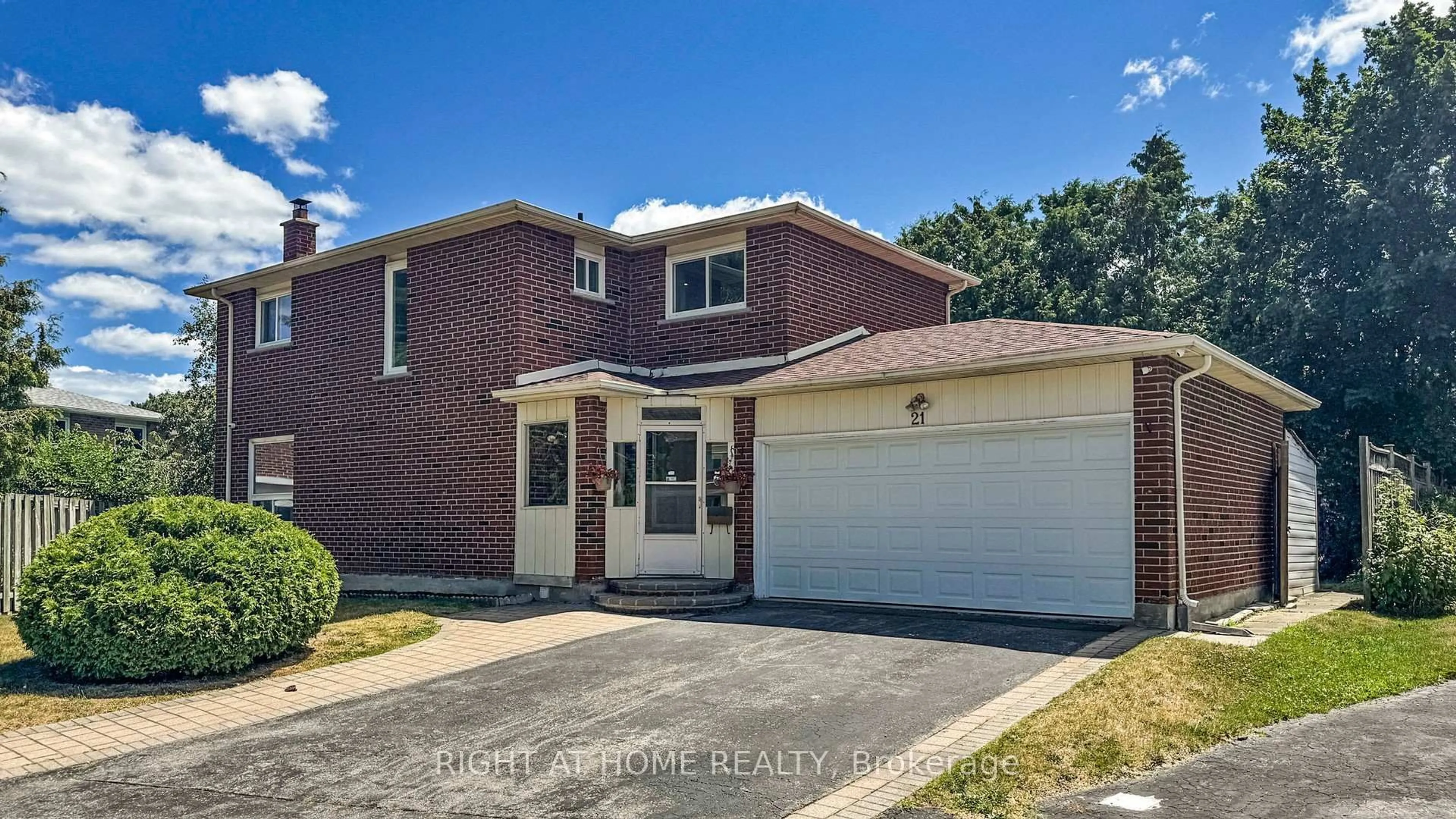 Home with brick exterior material, street for 21 Lucania Pl, Toronto Ontario M1W 3V3