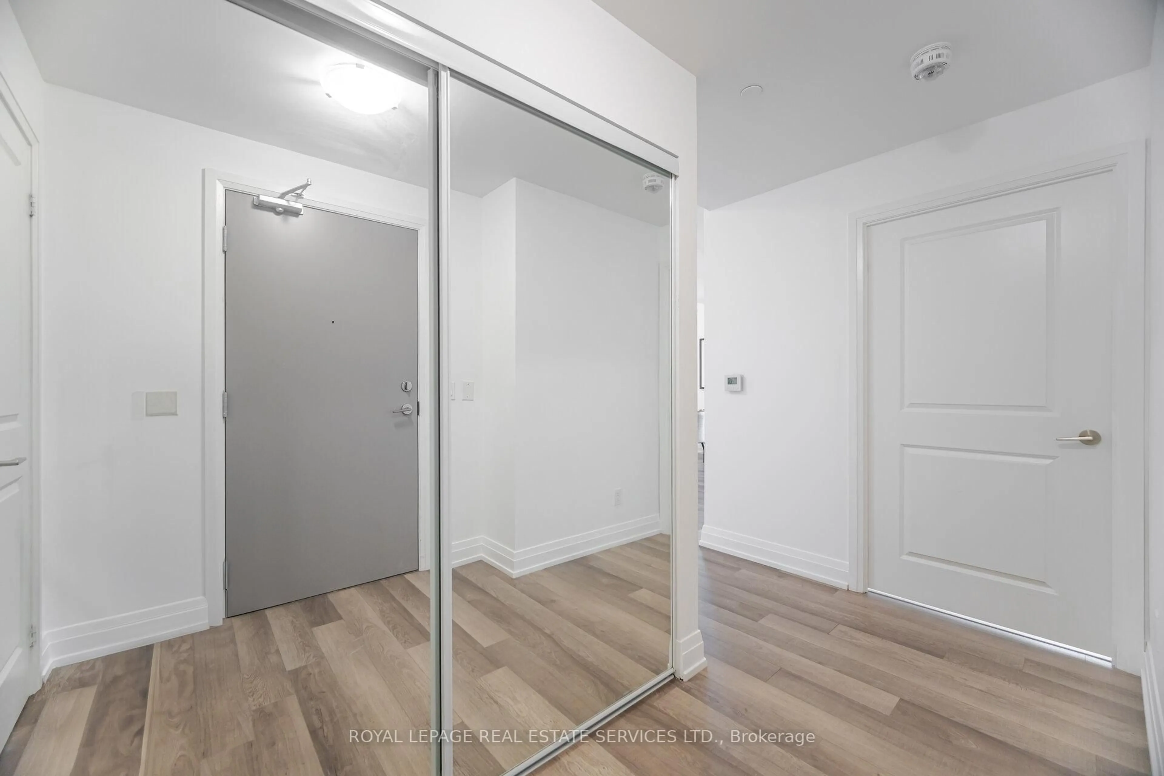 A pic of a room for 3121 Sheppard Ave #2005, Toronto Ontario M1T 0B6