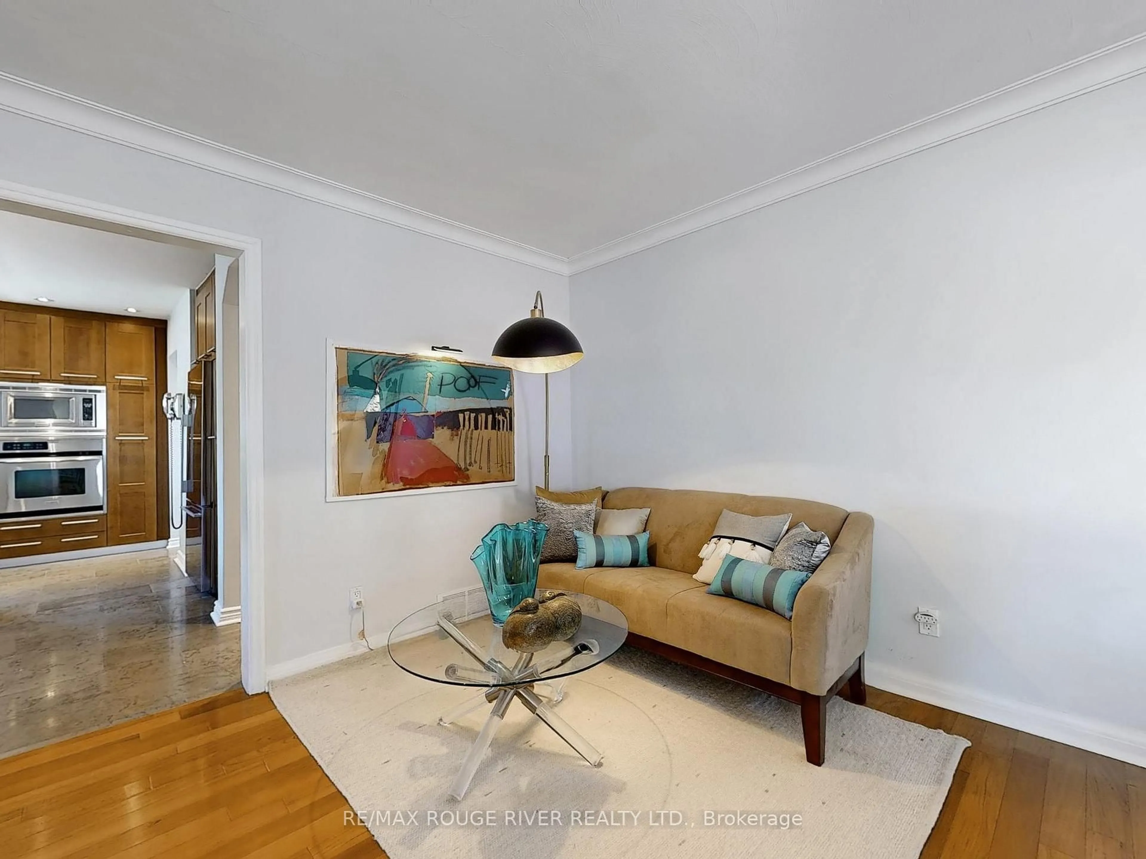 Living room with furniture, unknown for 15 White Ave, Toronto Ontario M1C 1P1