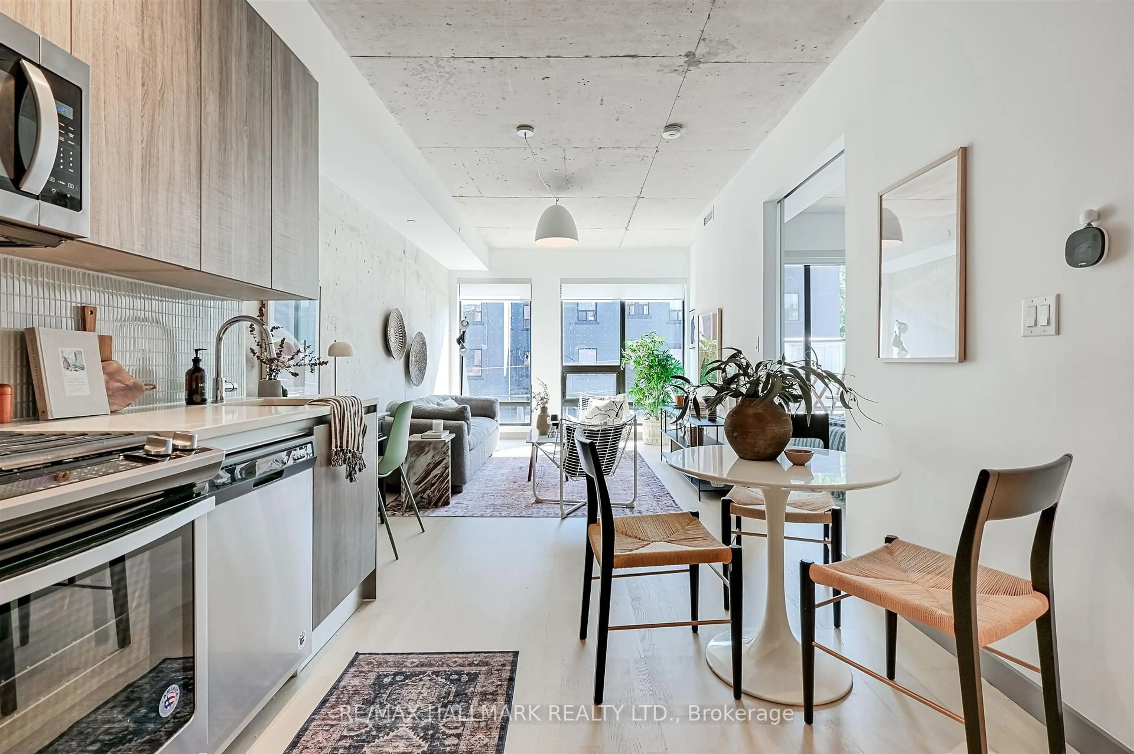 Open concept kitchen, unknown for 246 Logan Ave #223, Toronto Ontario M4M 0E9