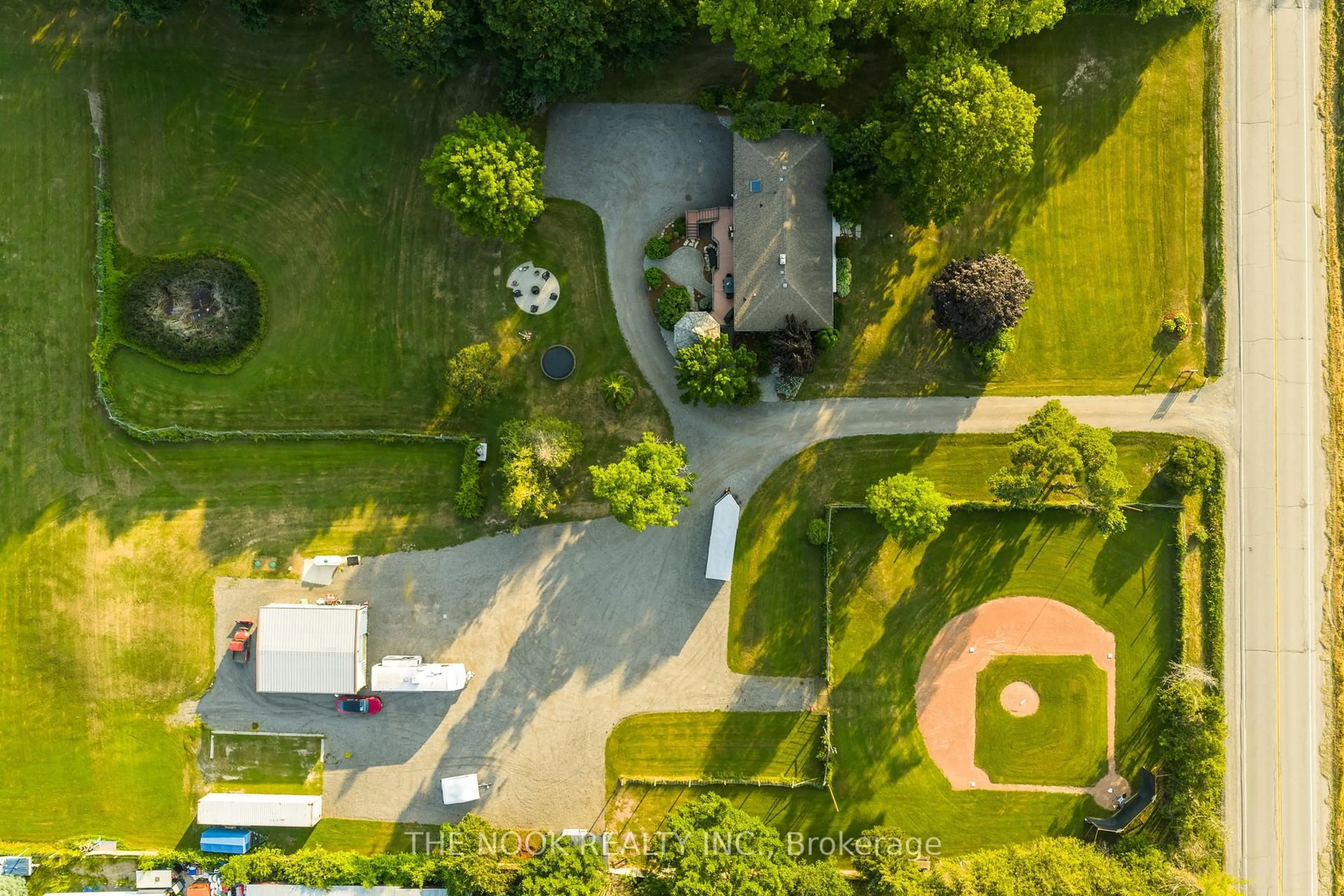 A pic from outside/outdoor area/front of a property/back of a property/a pic from drone, street for 1857 Regional Road 3 Rd, Clarington Ontario L0B 1J0