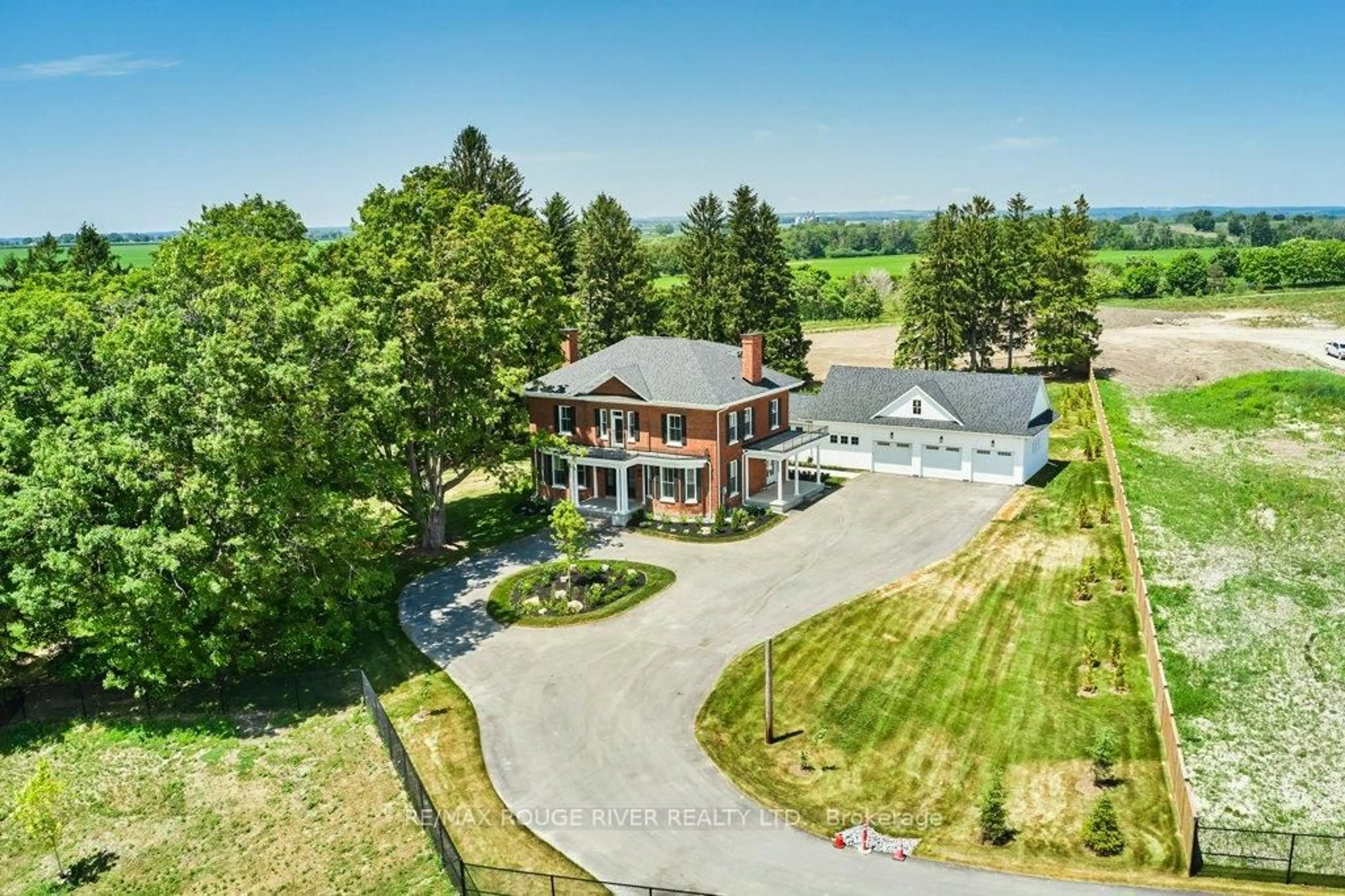 A pic from outside/outdoor area/front of a property/back of a property/a pic from drone, mountain view for 145 Belmont Dr, Clarington Ontario L1B 1G9