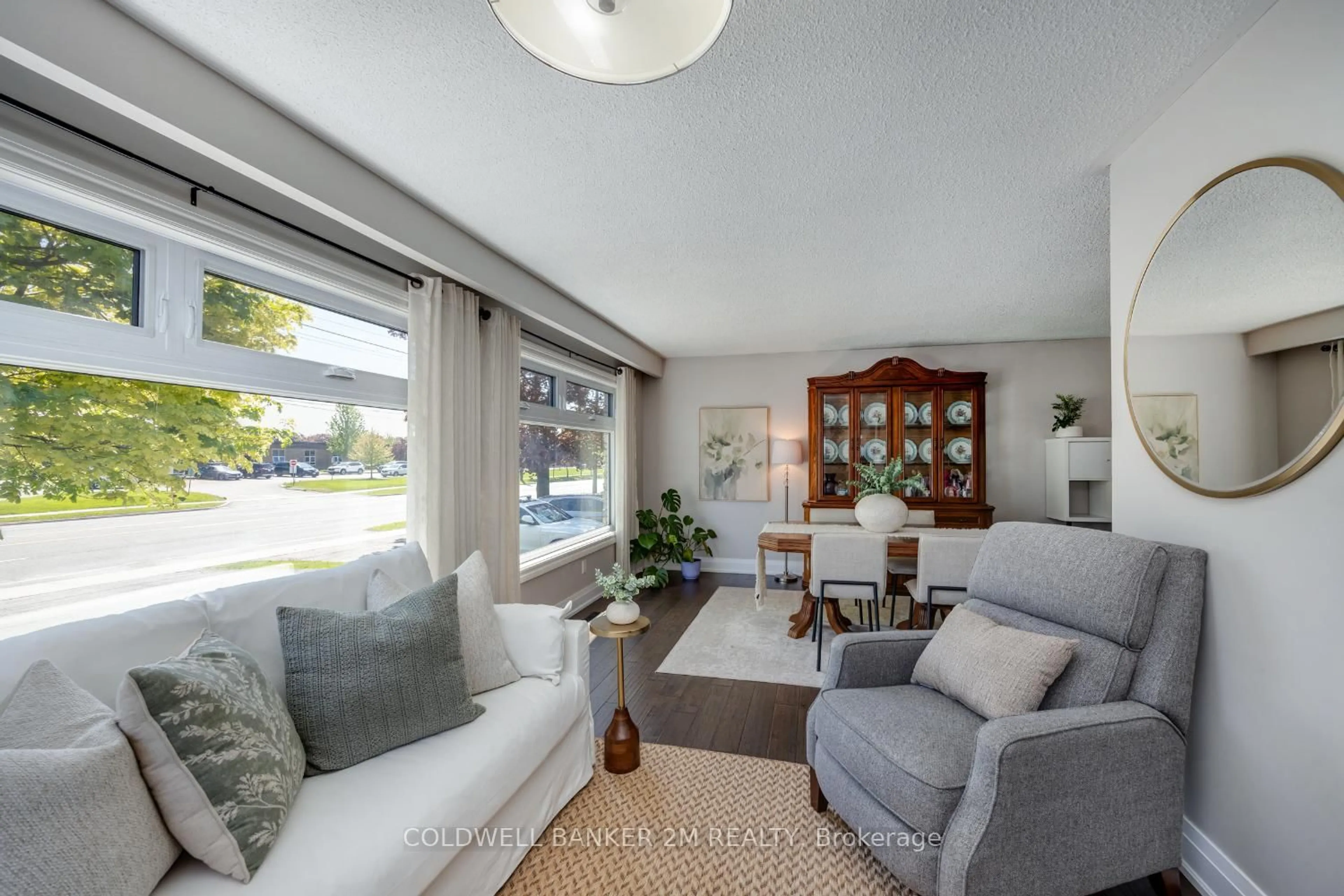 Living room with furniture, unknown for 246 Harmony Rd, Oshawa Ontario L1G 6L5