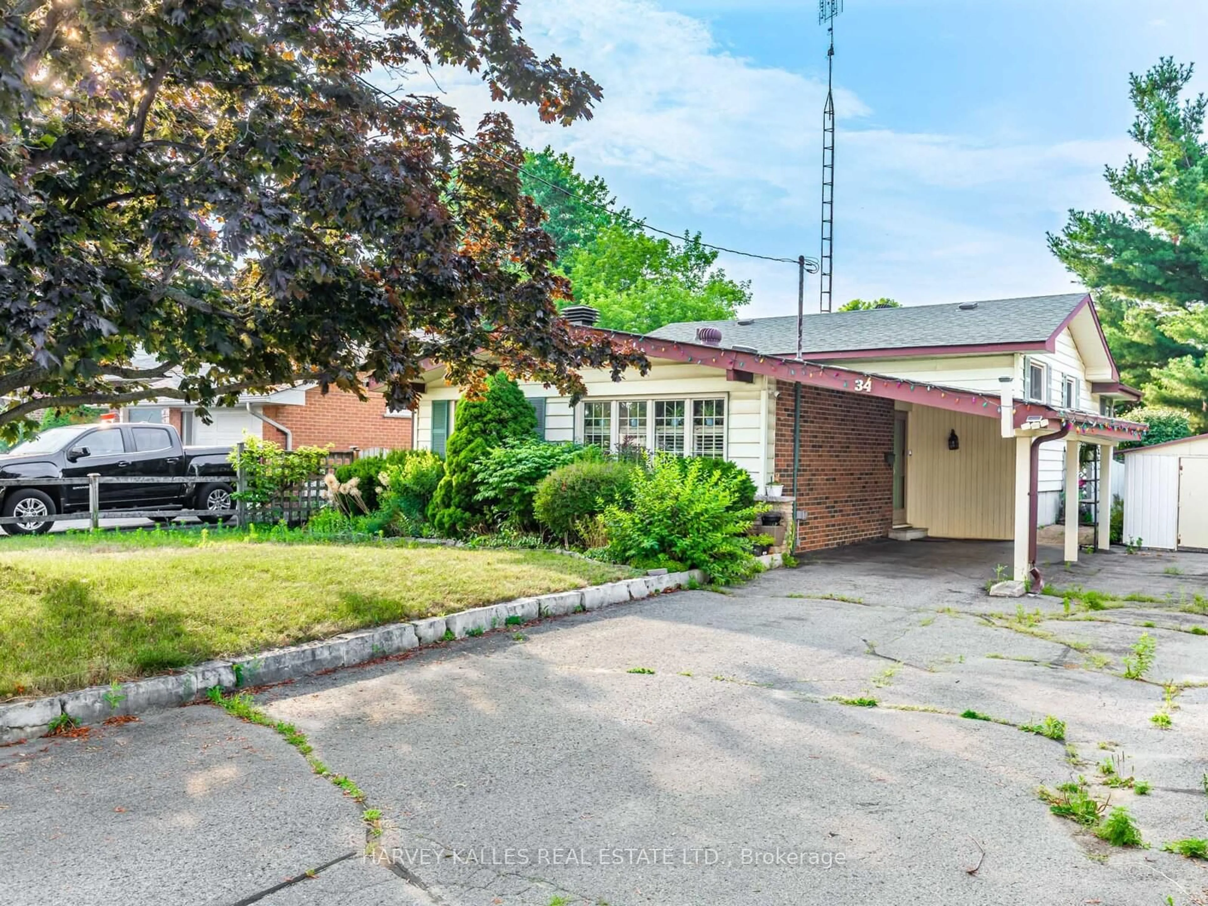 Unknown for 34 Taunton Rd, Oshawa Ontario L1G 3T2