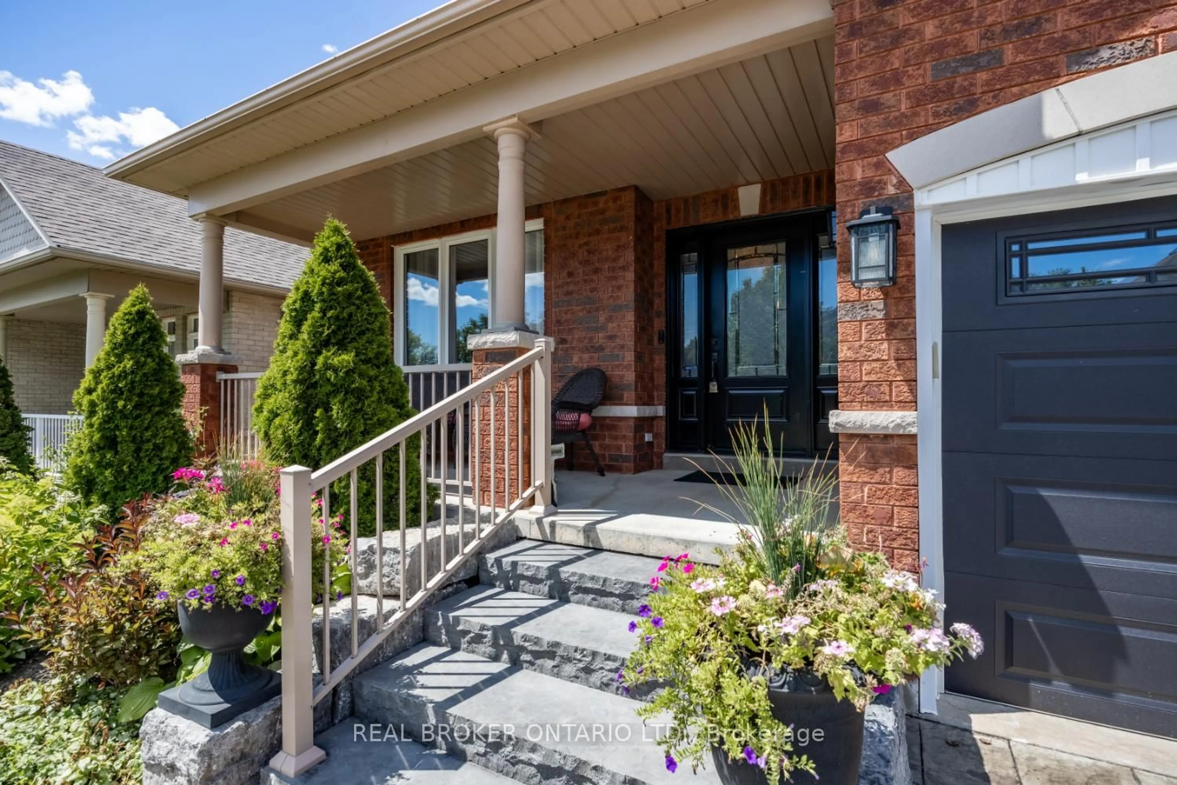Home with brick exterior material, street for 941 Greenleaf Circ, Oshawa Ontario L1K 2W8