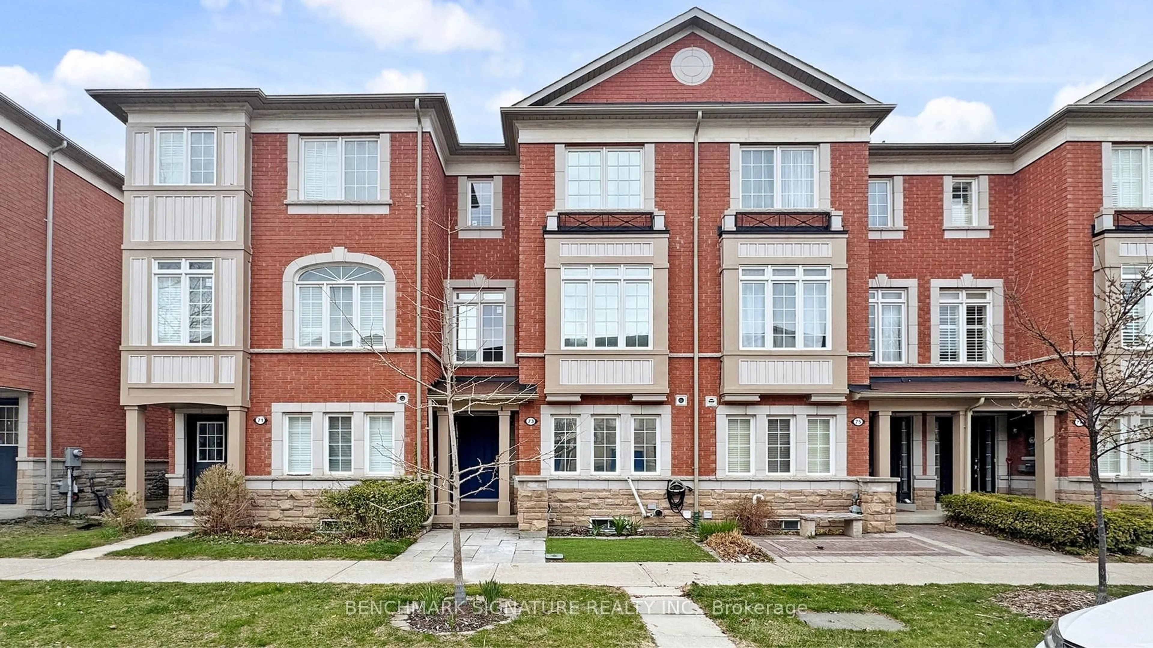 Home with brick exterior material, building for 73 Stagecoach Circ, Toronto Ontario M1C 0A2