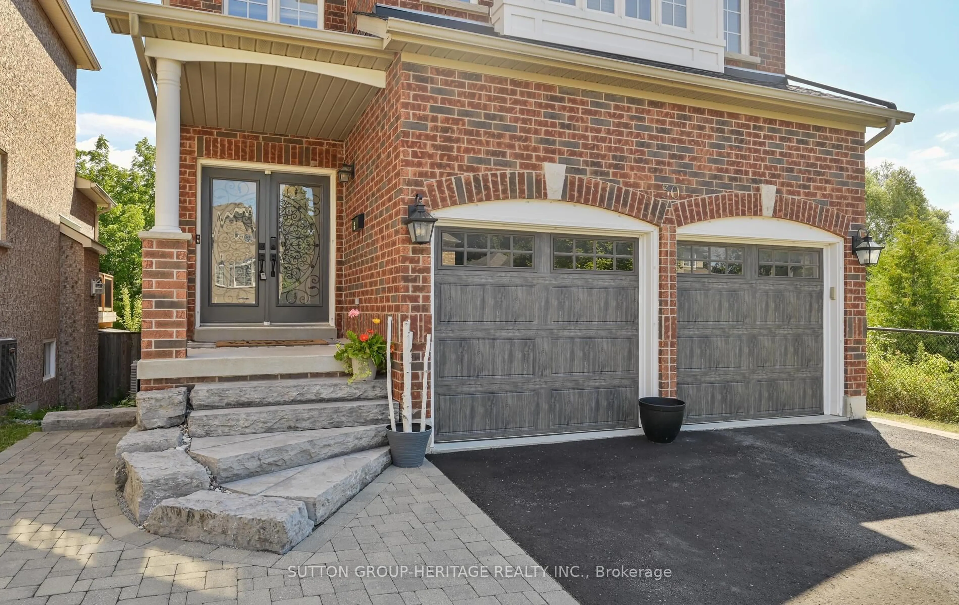 Home with brick exterior material, street for 30 Bradford Crt, Whitby Ontario L1N 0G7