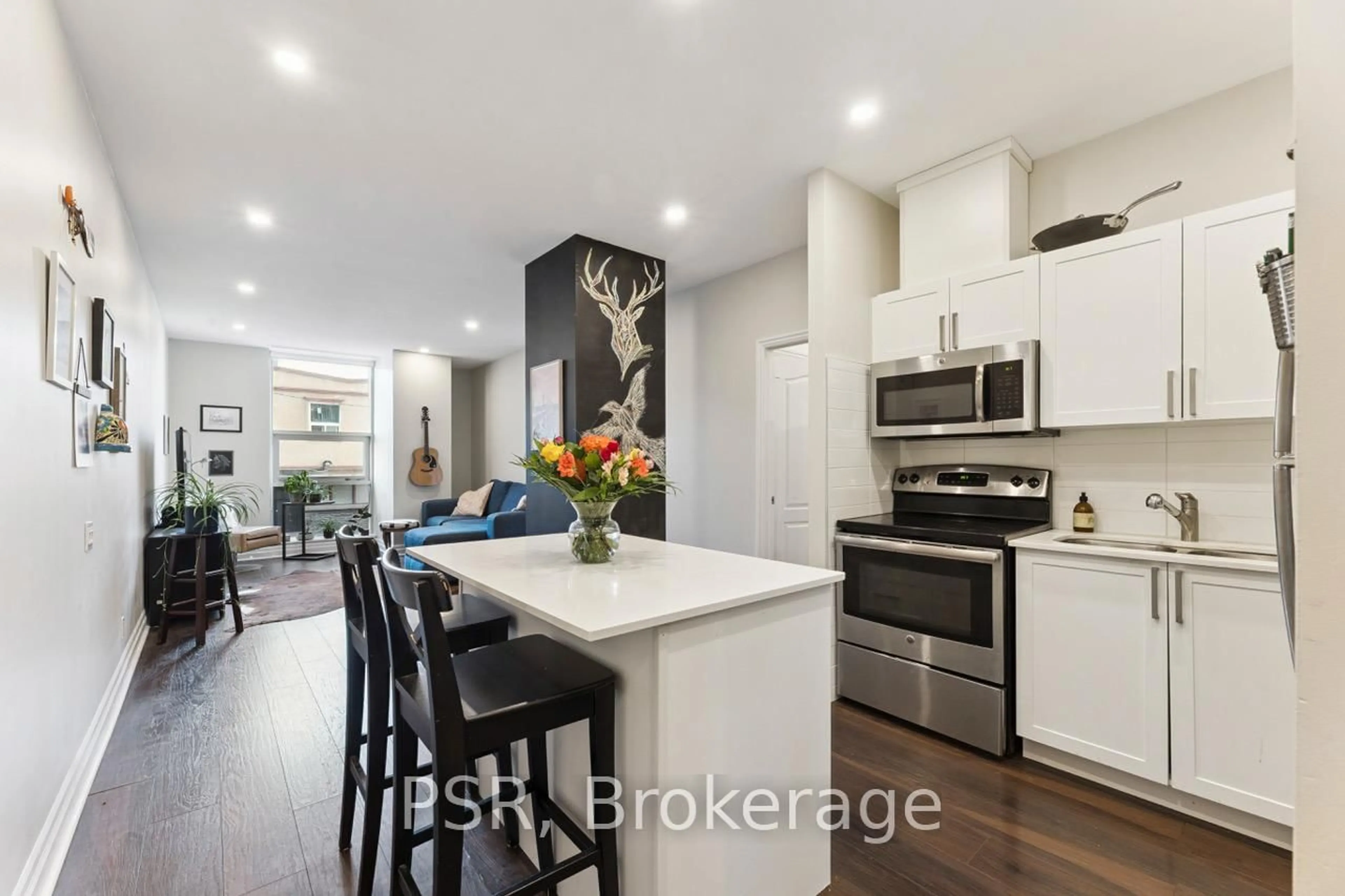 Open concept kitchen, unknown for 44 Bond St #103, Oshawa Ontario L1G 6R2