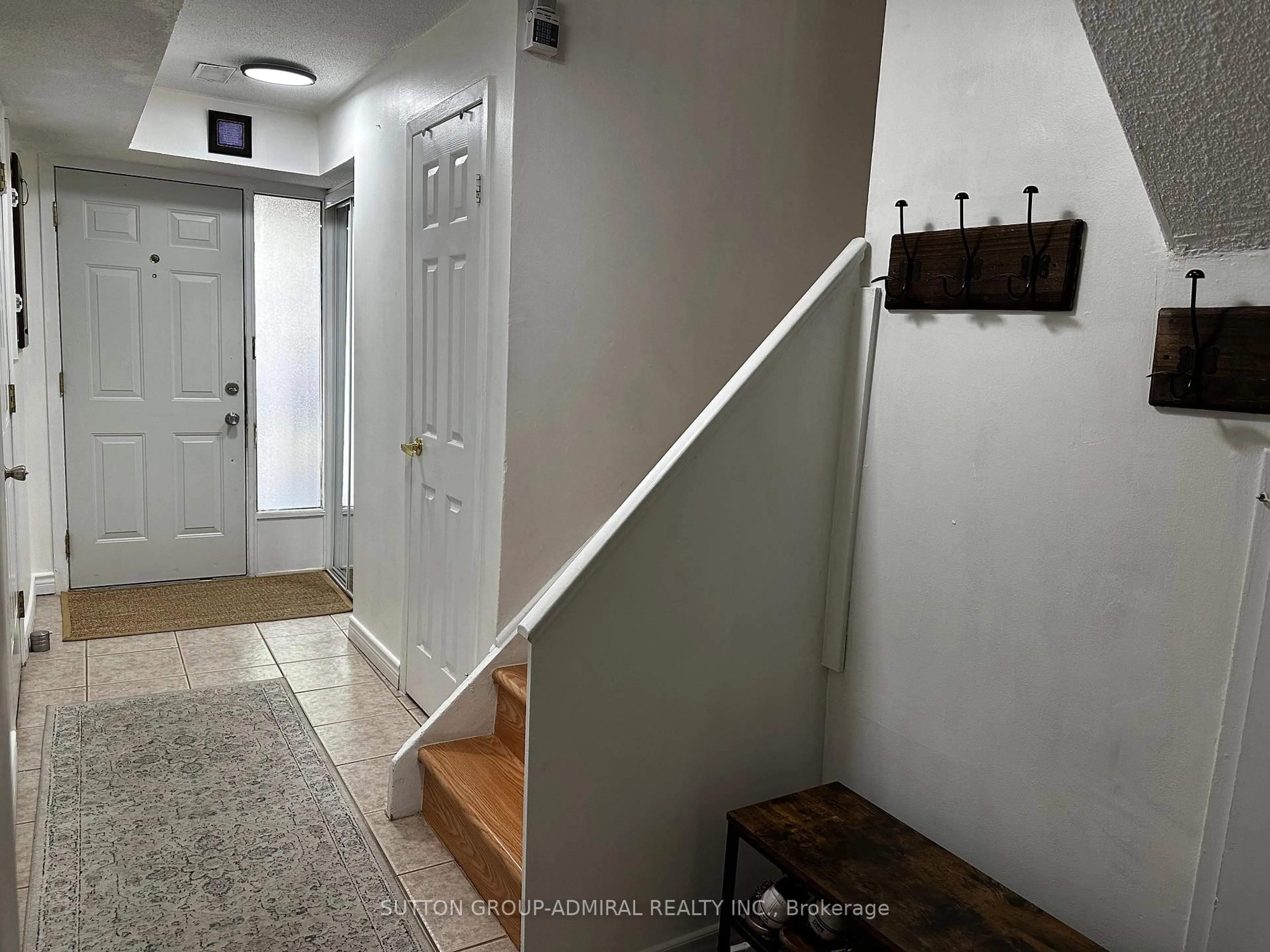 Indoor entryway for 2359 Birchmount Rd #23, Toronto Ontario M1T 3S7