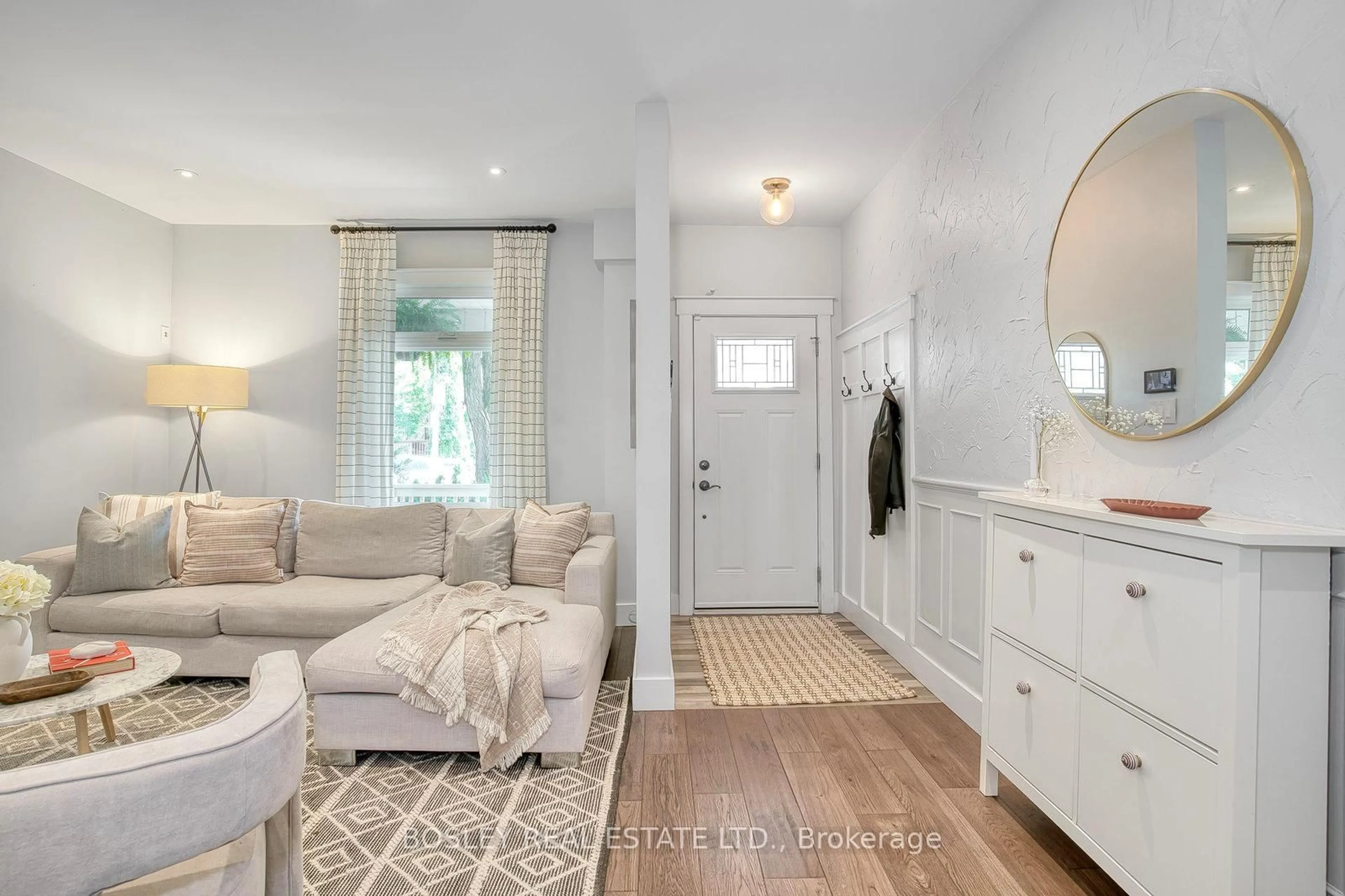 Indoor entryway for 76 Boultbee Ave, Toronto Ontario M4J 1B1