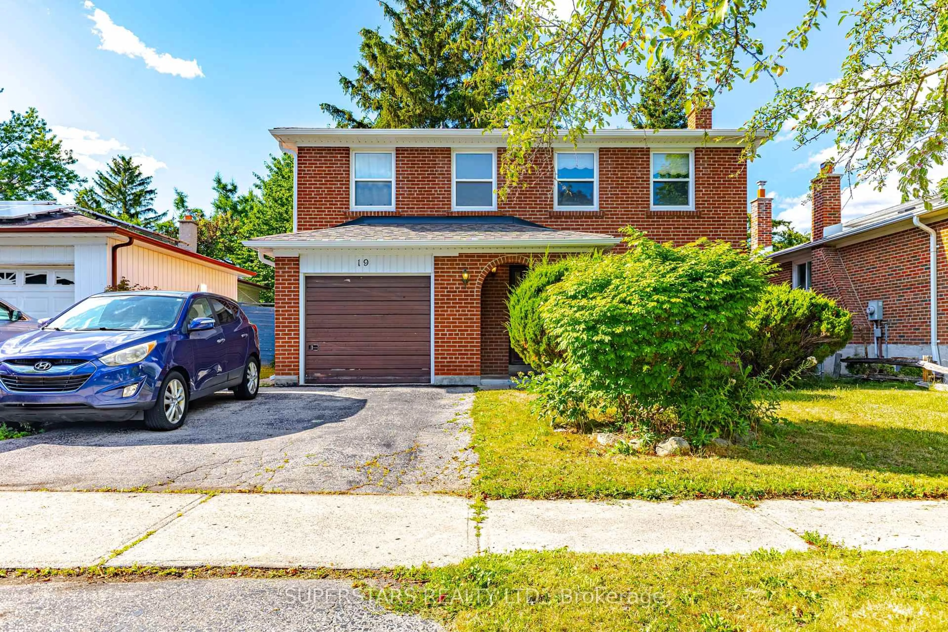 Home with brick exterior material, street for 19 Knockbolt Cres, Toronto Ontario M1S 2P5