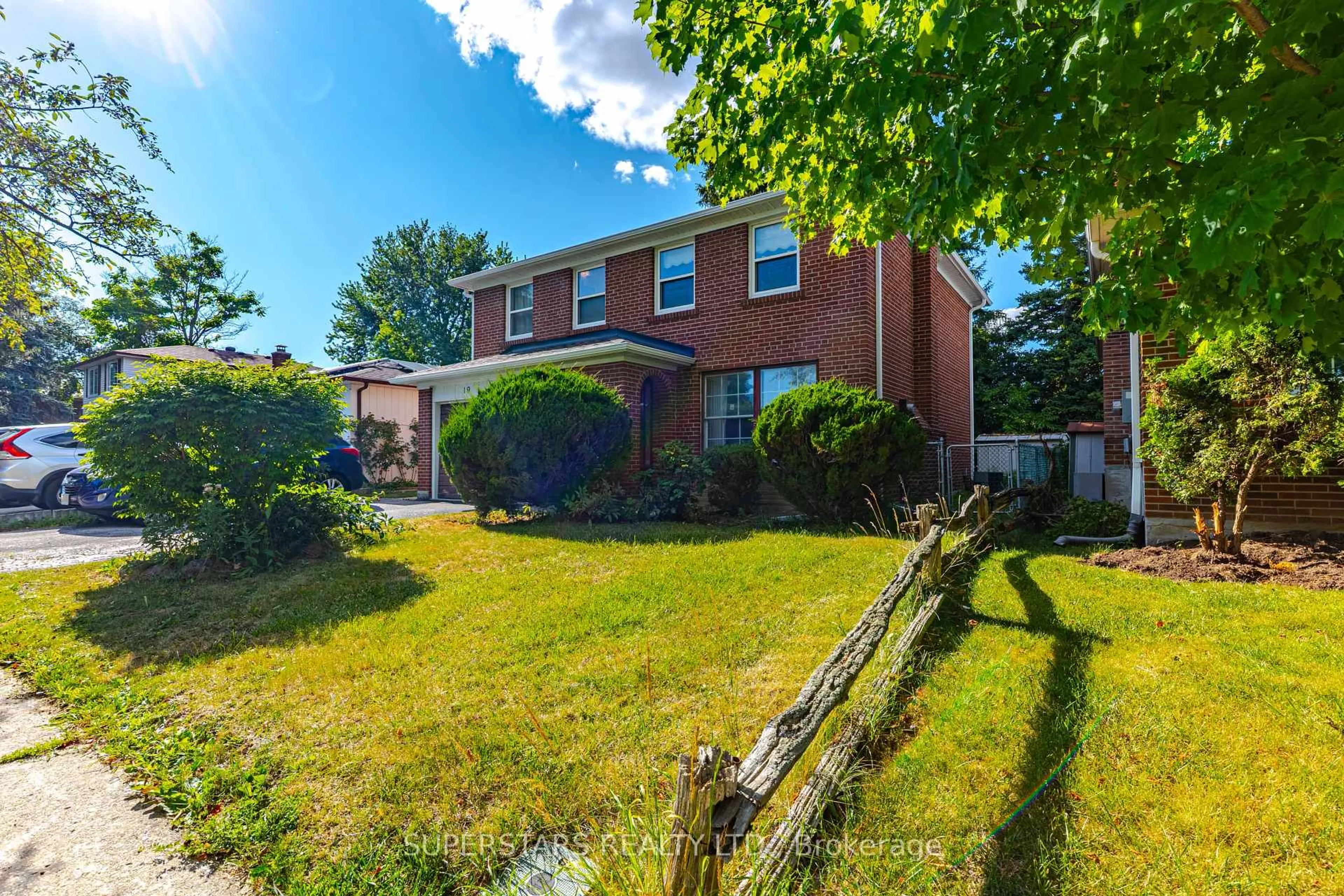 Home with brick exterior material, street for 19 Knockbolt Cres, Toronto Ontario M1S 2P5