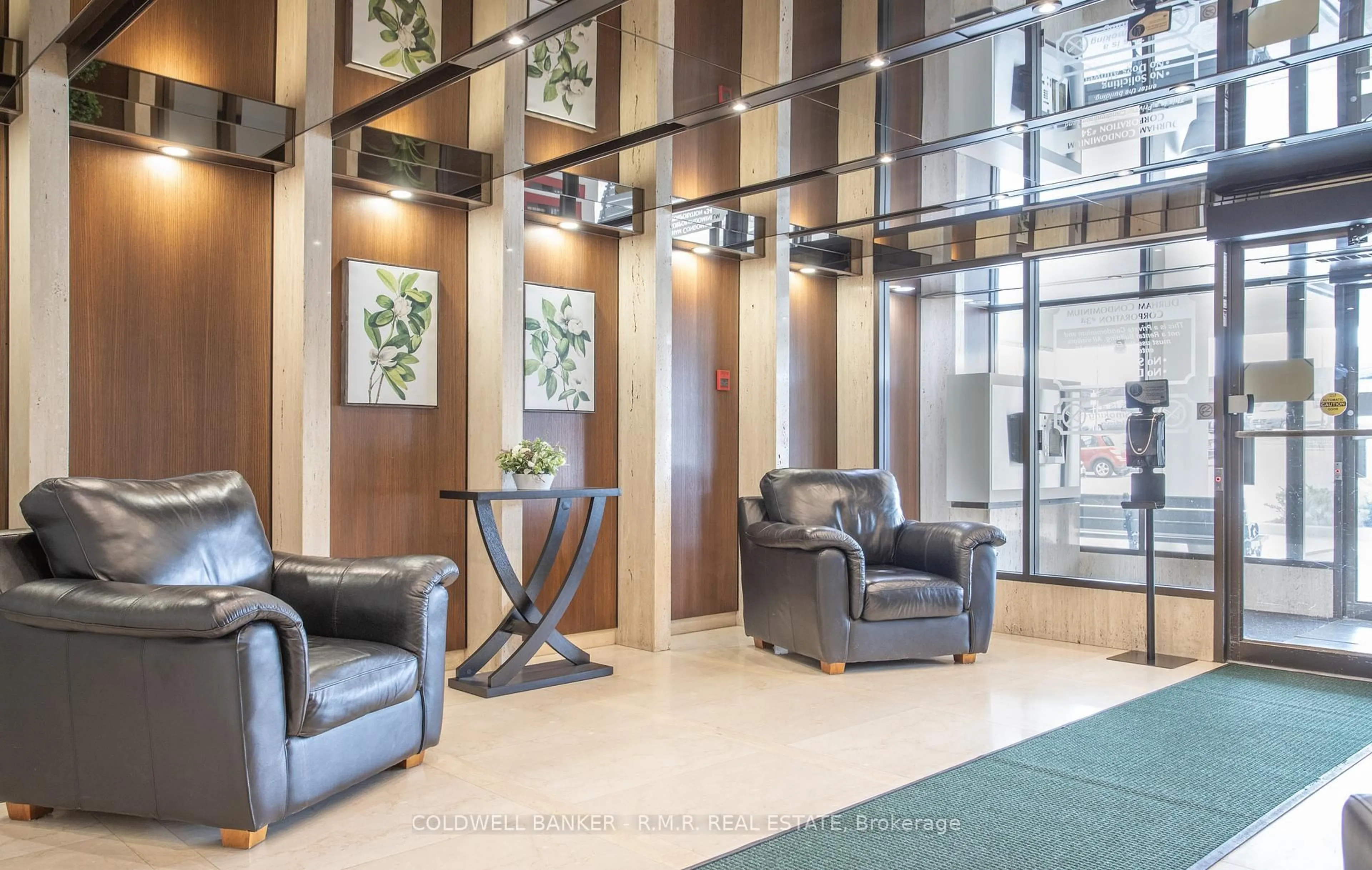 Indoor foyer for 44 Falby Crt #309, Ajax Ontario L1S 3L1